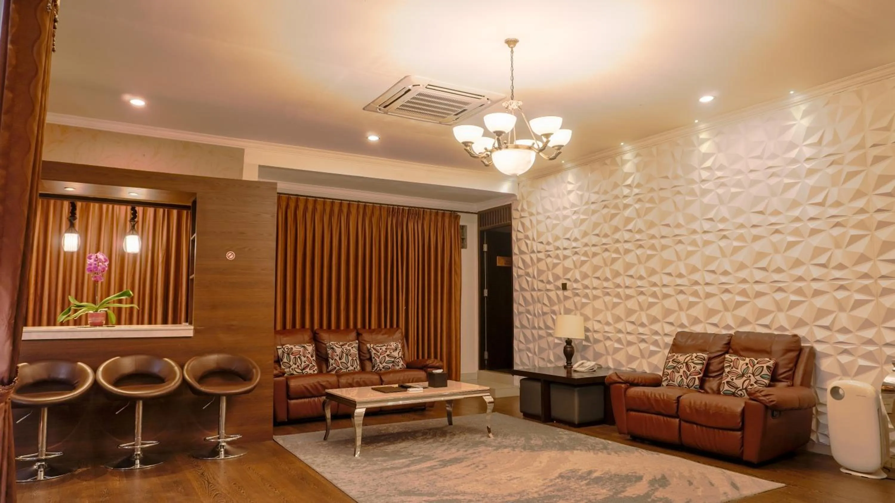 Living room in Grand Sunshine Resort & Convention