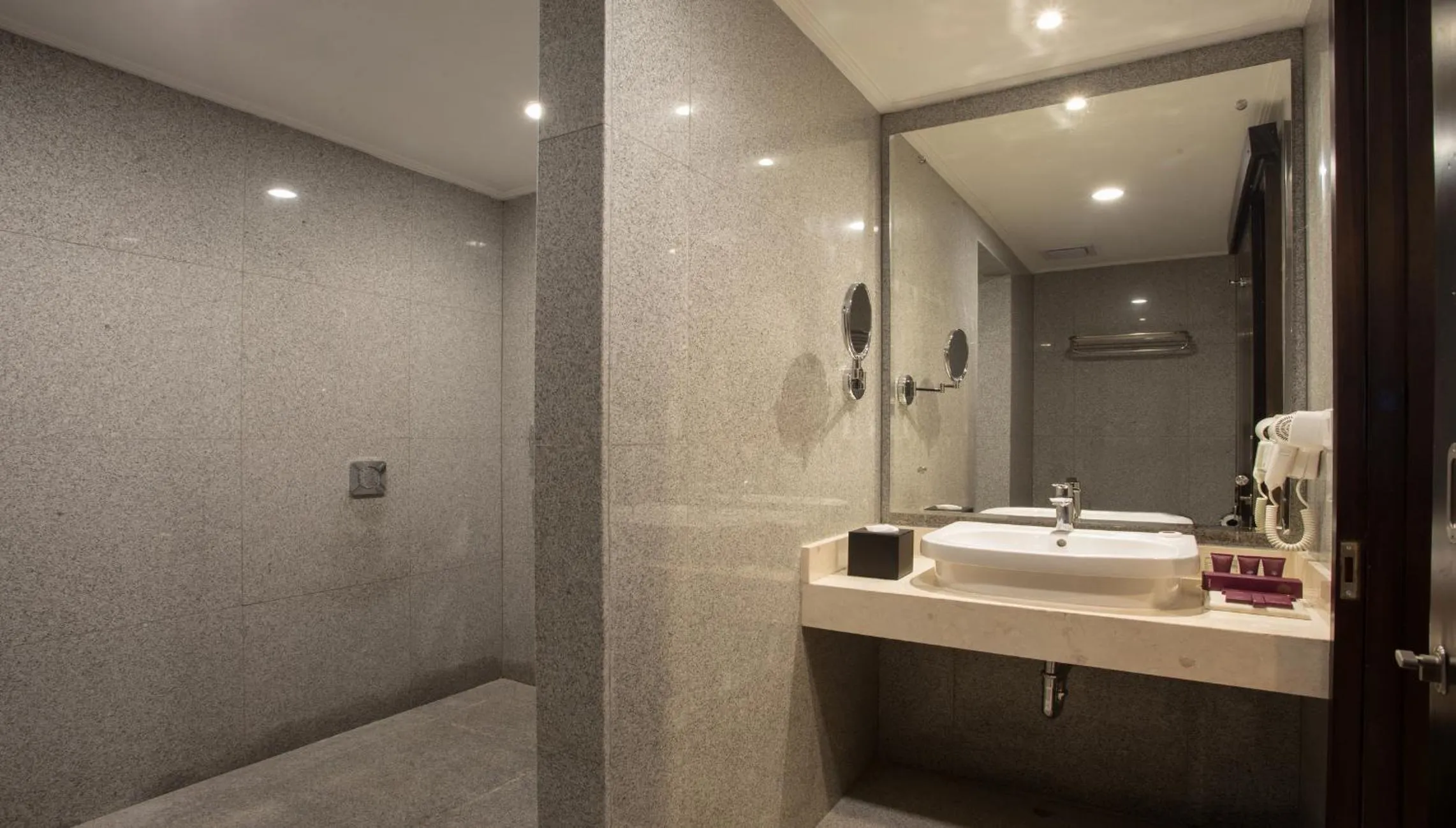 Bathroom in Grand Sunshine Resort & Convention