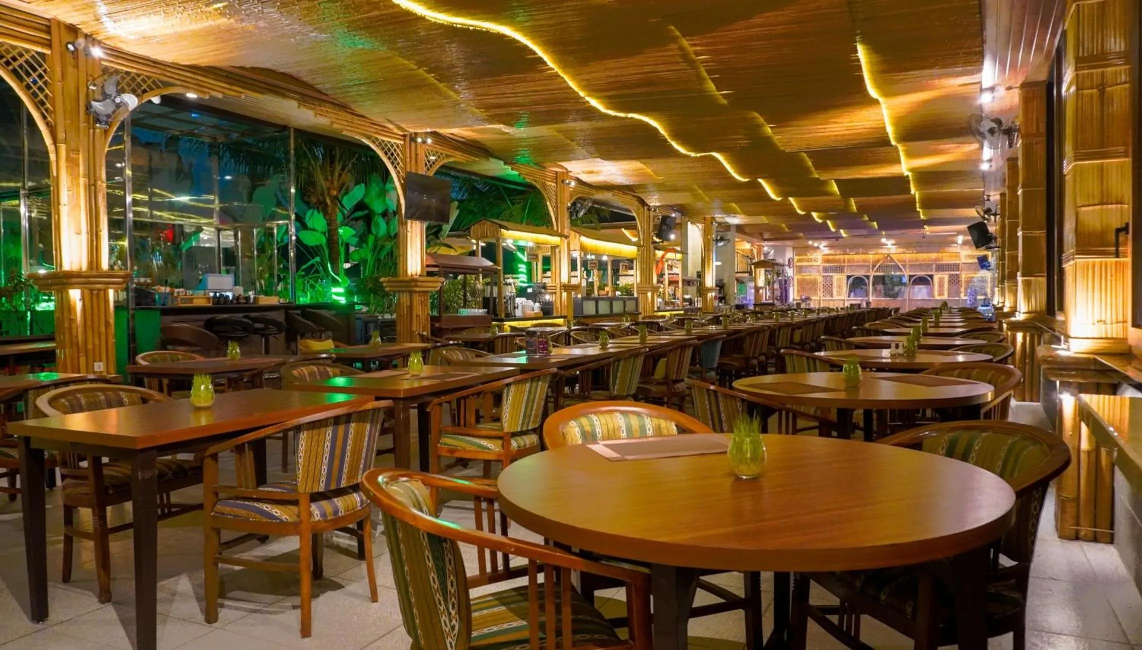 Restaurant/places to eat in Grand Sunshine Resort & Convention