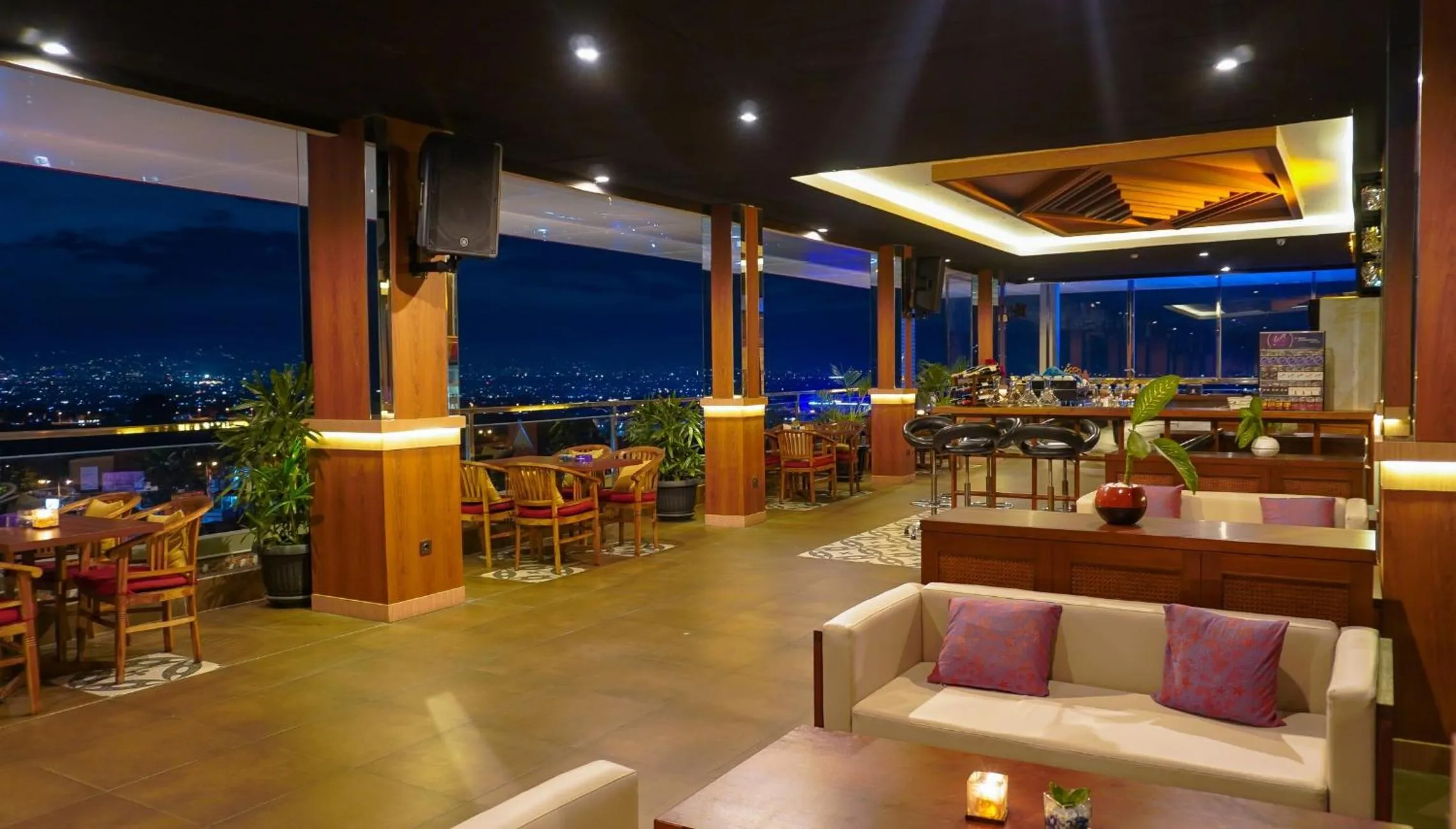 Restaurant/places to eat in Grand Sunshine Resort & Convention