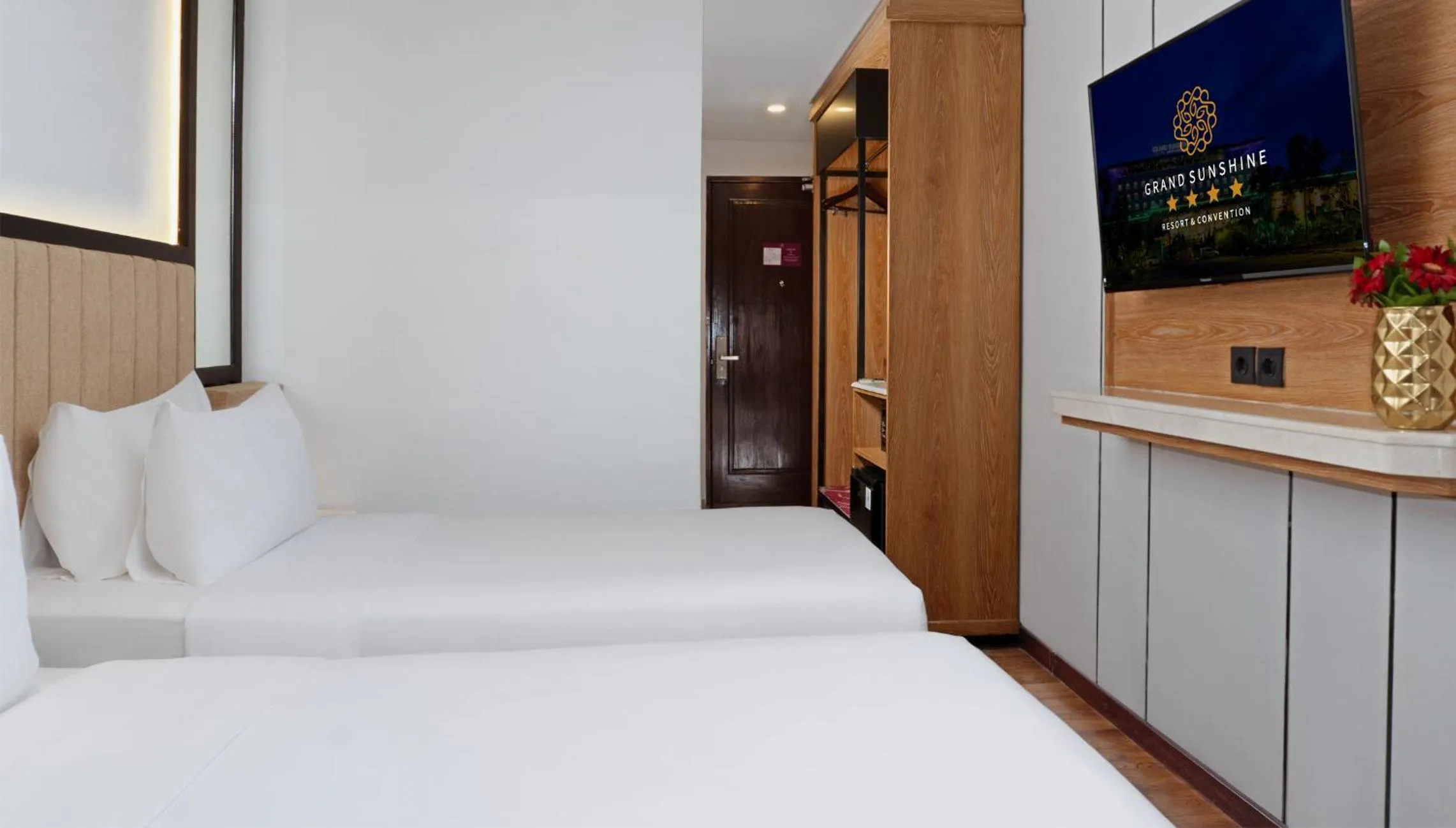 Bedroom, Bed in Grand Sunshine Resort & Convention