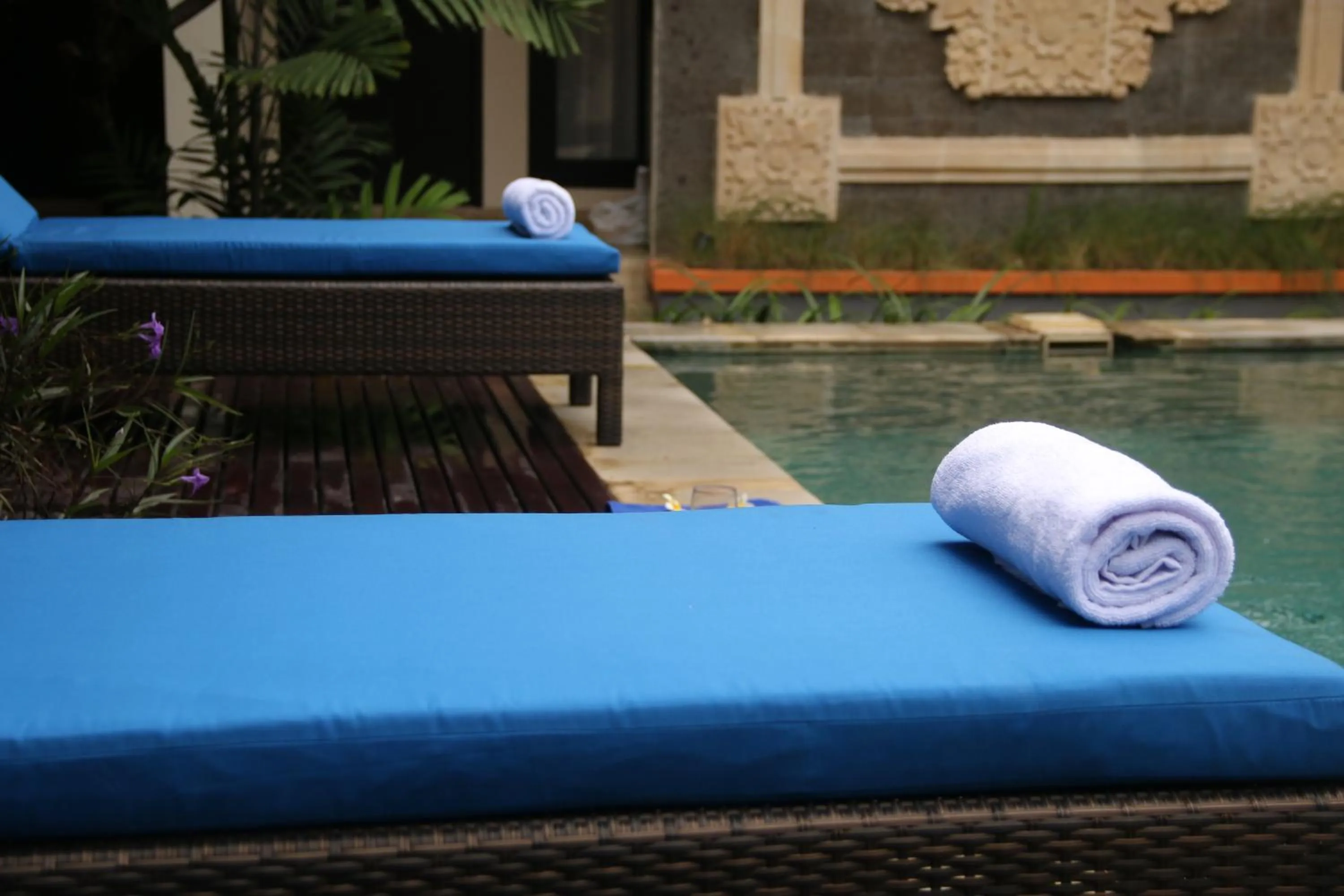 Swimming pool in Eddys Cottages & Villa