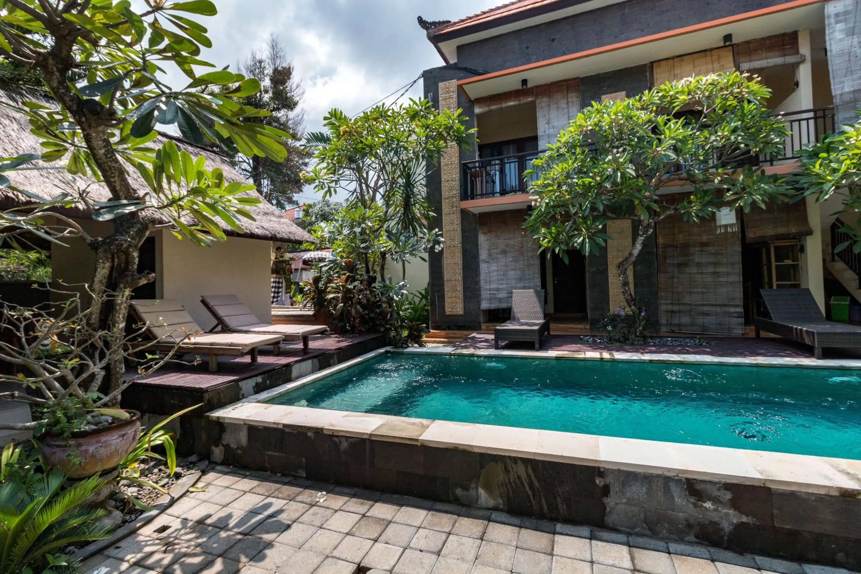 Garden in Eddys Cottages & Villa