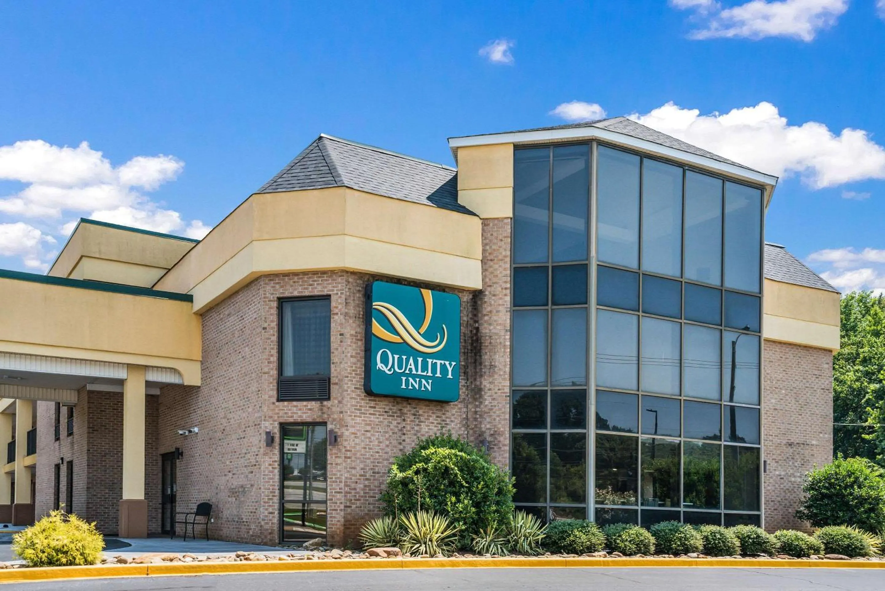 Property building in Quality Inn Greer - Greenville