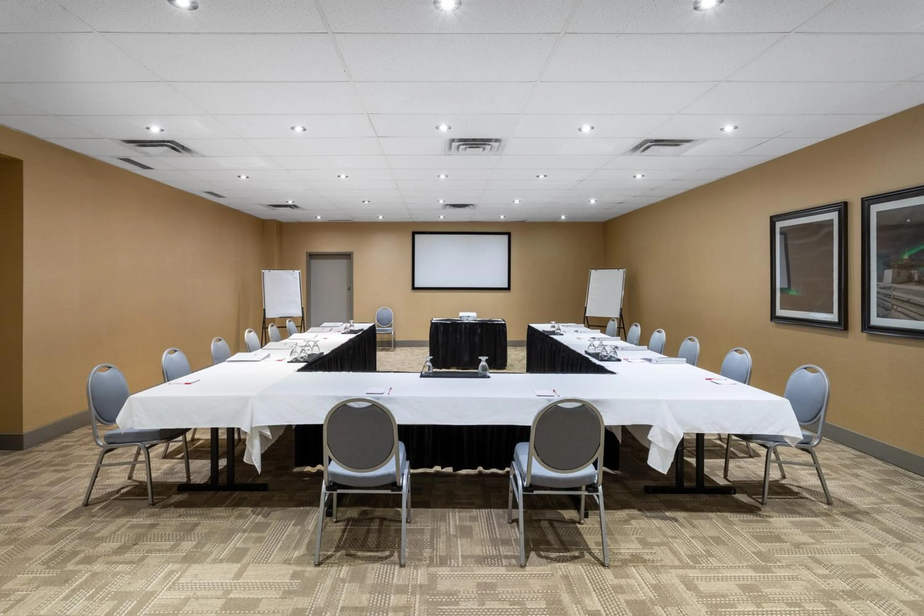 Meeting/conference room in Ramada by Wyndham Northern Grand Hotel & Conference Centre