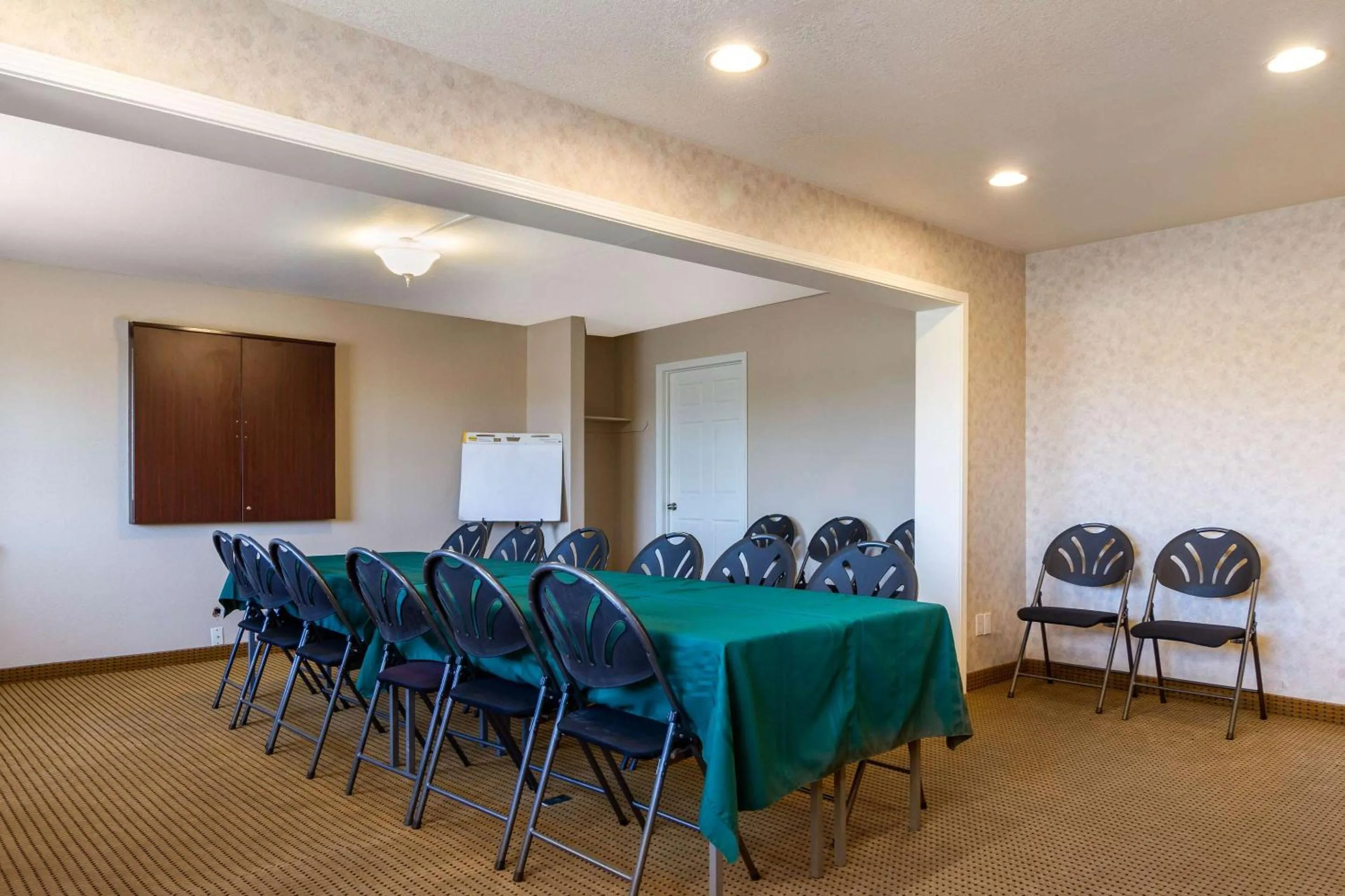 Meeting/conference room in Rodeway Inn