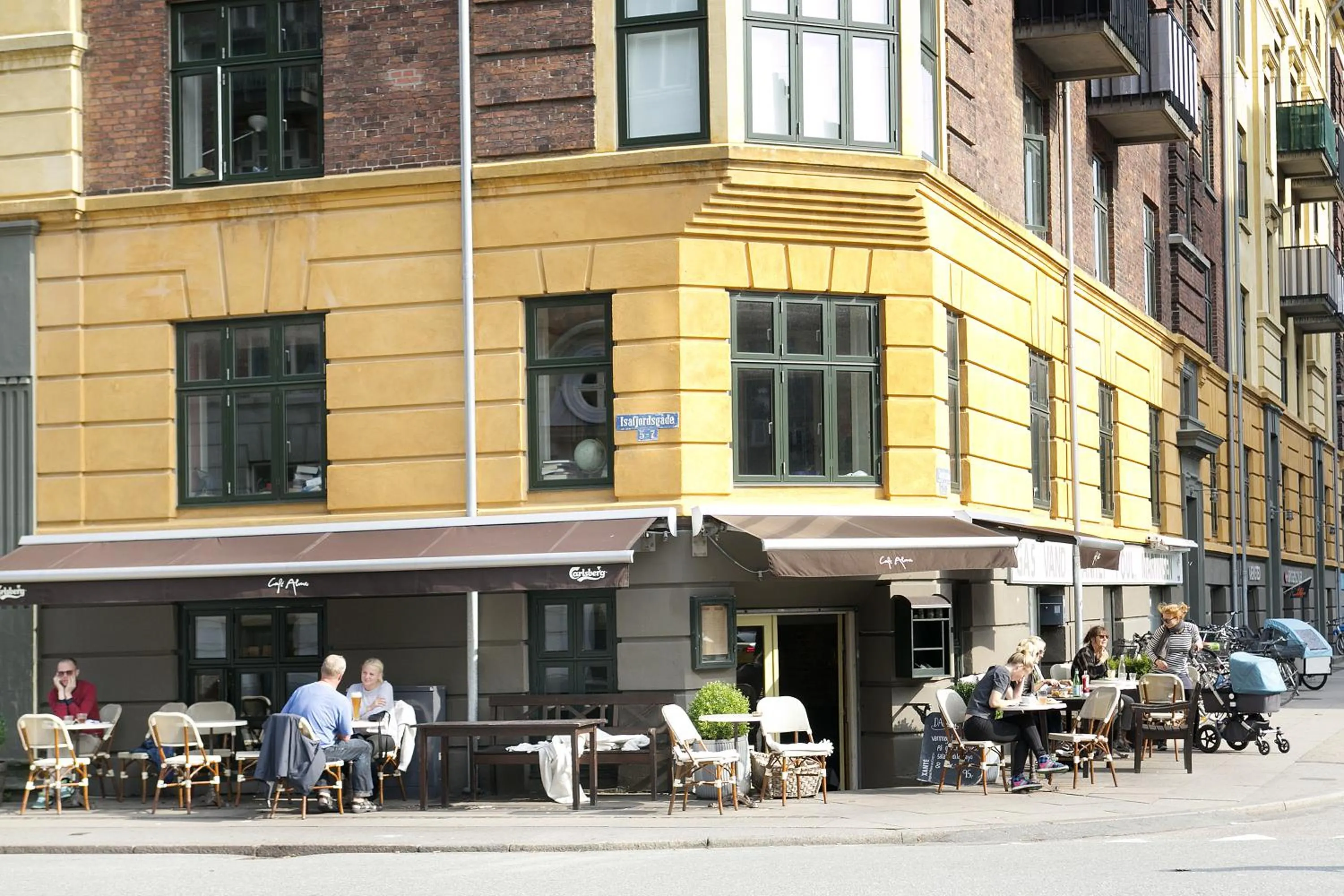Restaurant/places to eat in Hotel Copenhagen
