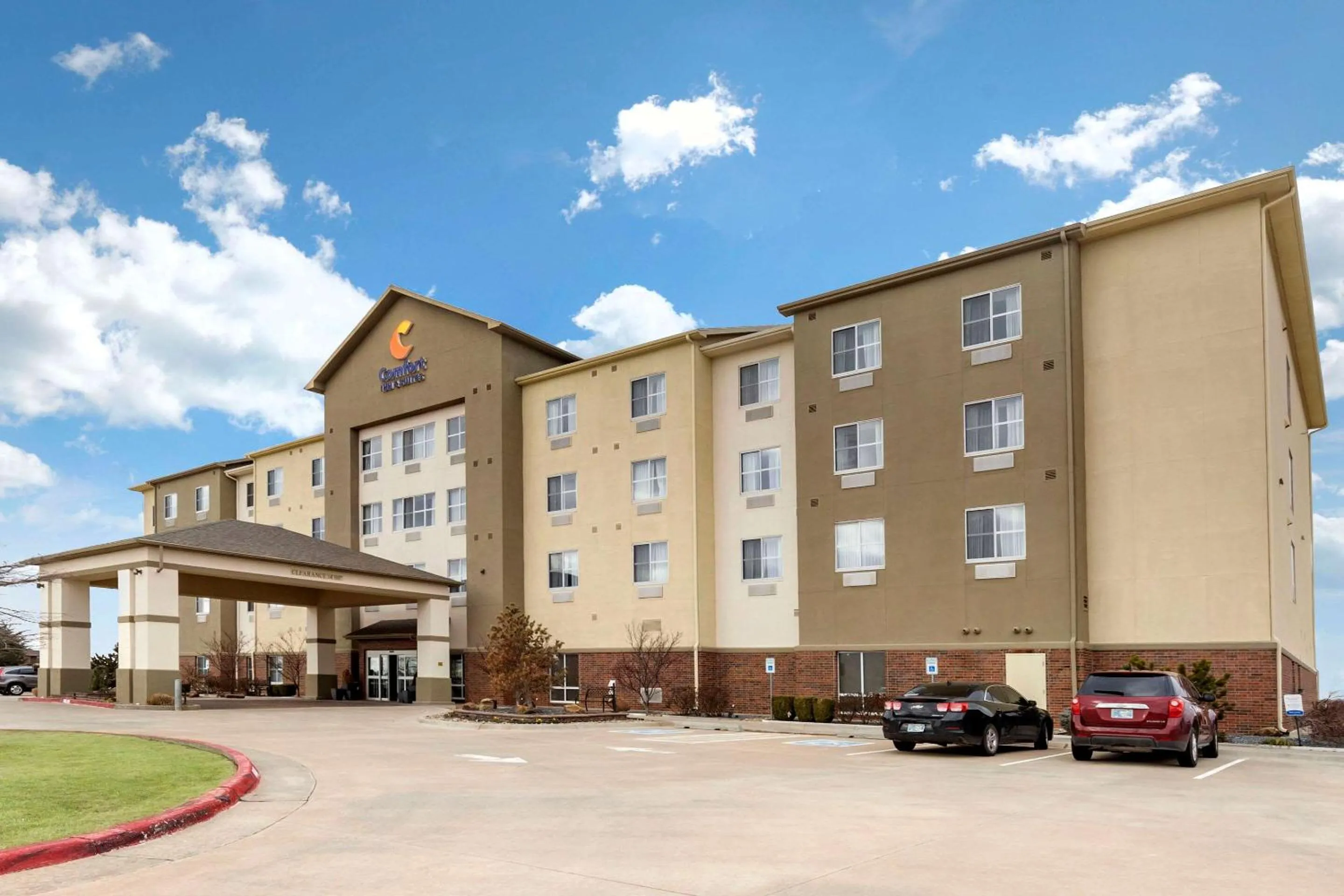 Property building in Comfort Inn & Suites Oklahoma City West - I-40