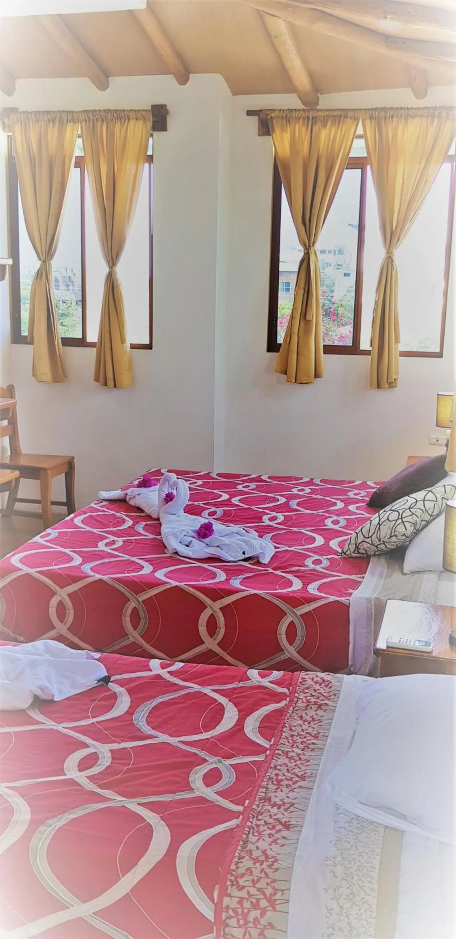 Bed in Galapagos Verde Azul