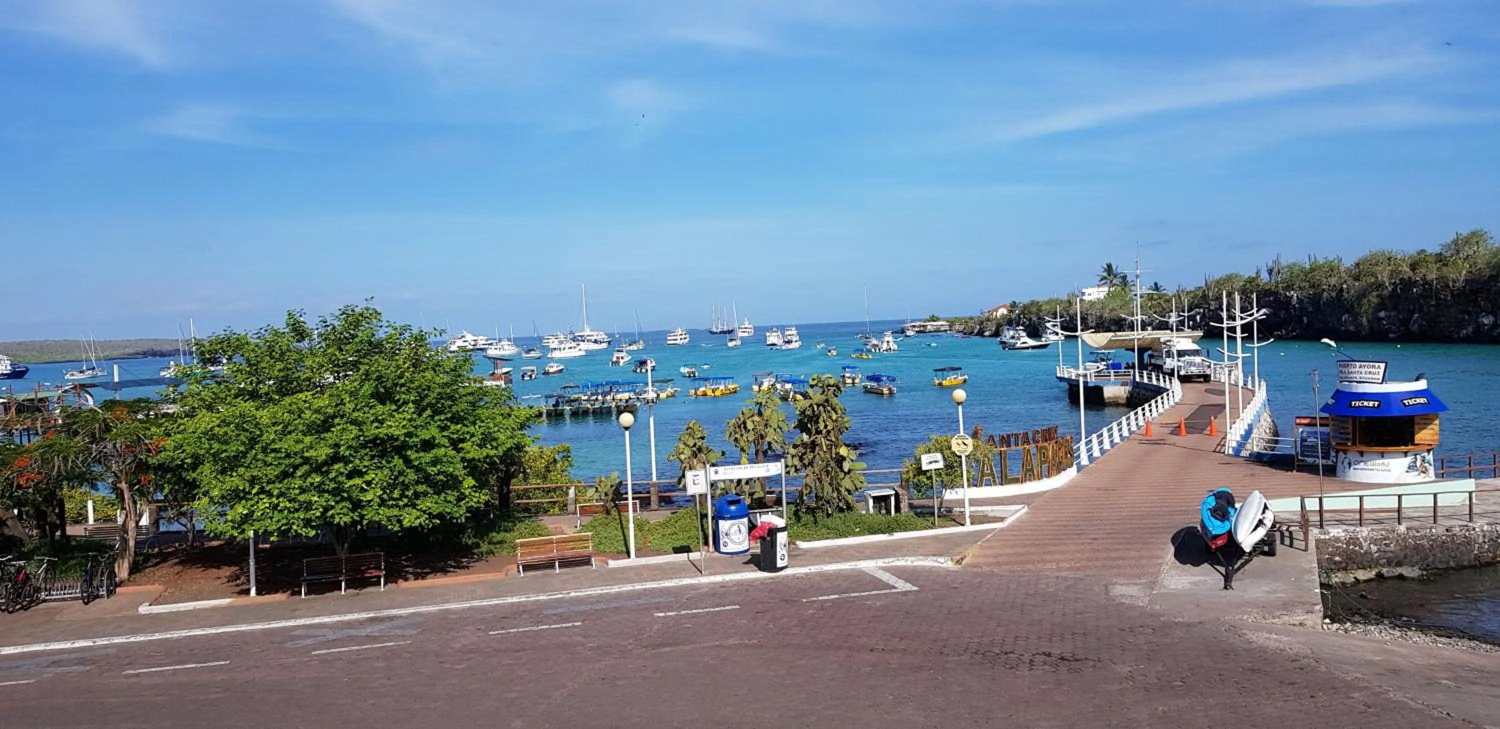 Galapagos Verde Azul