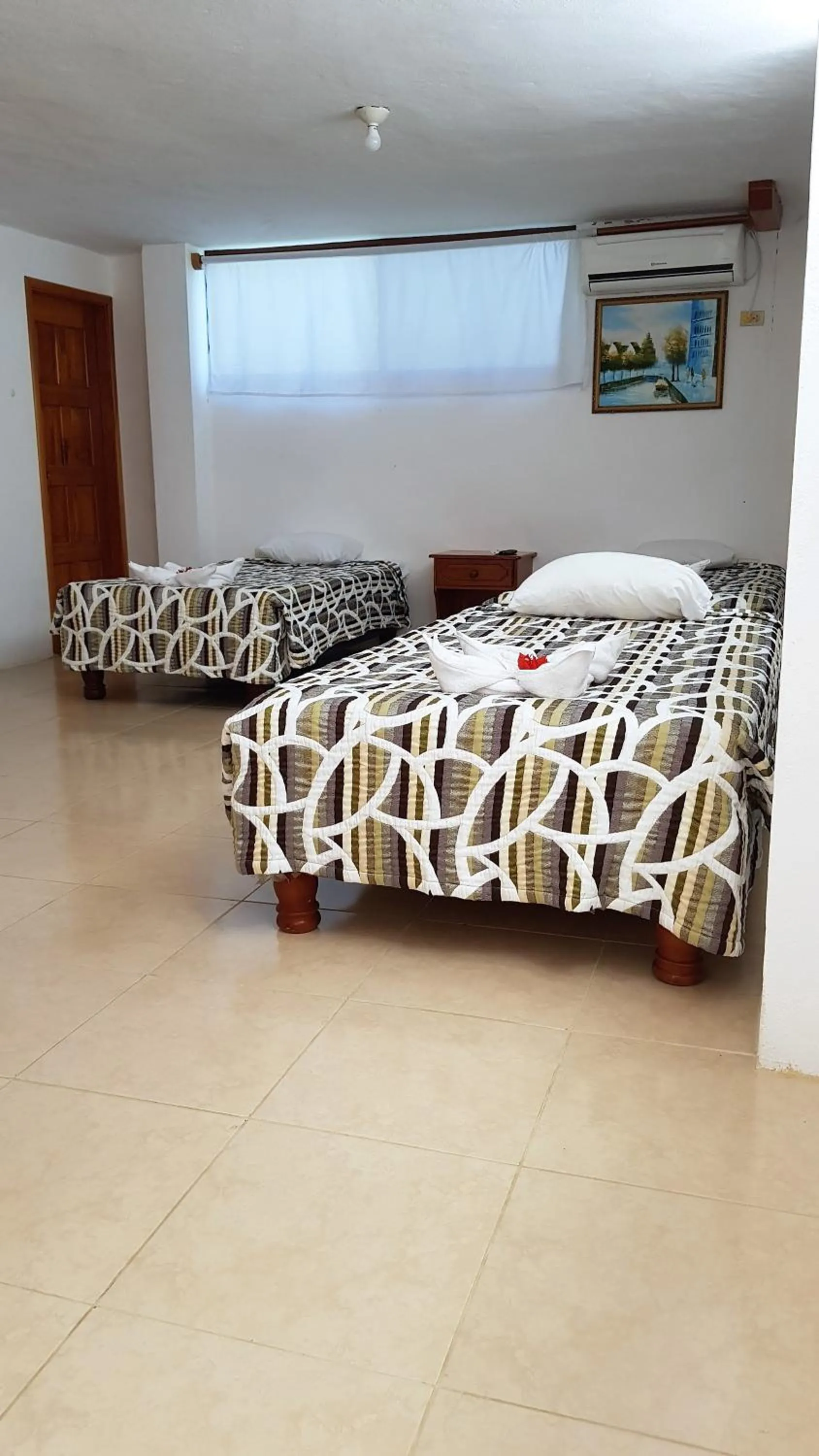 Bed in Galapagos Verde Azul