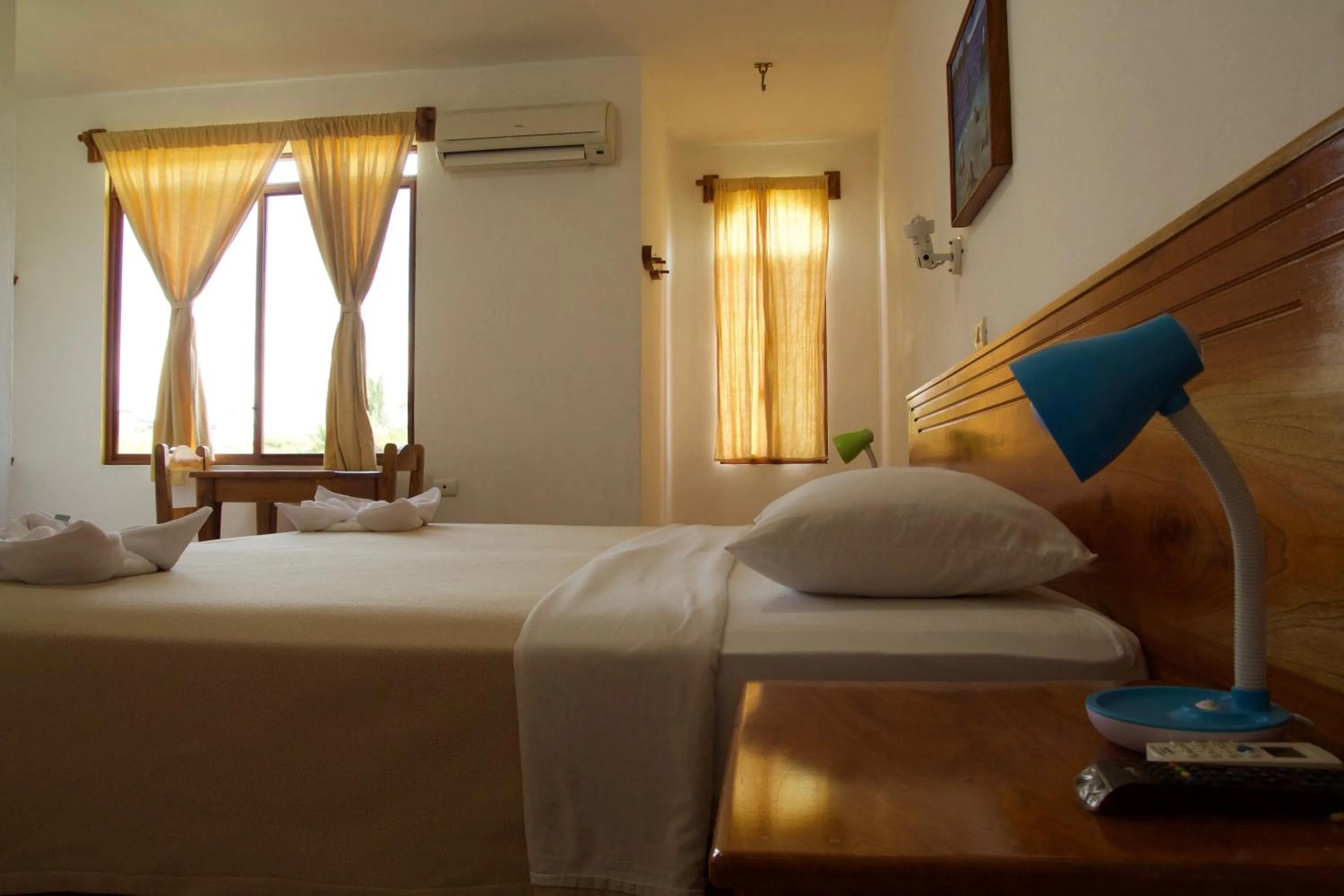 Bed in Galapagos Verde Azul