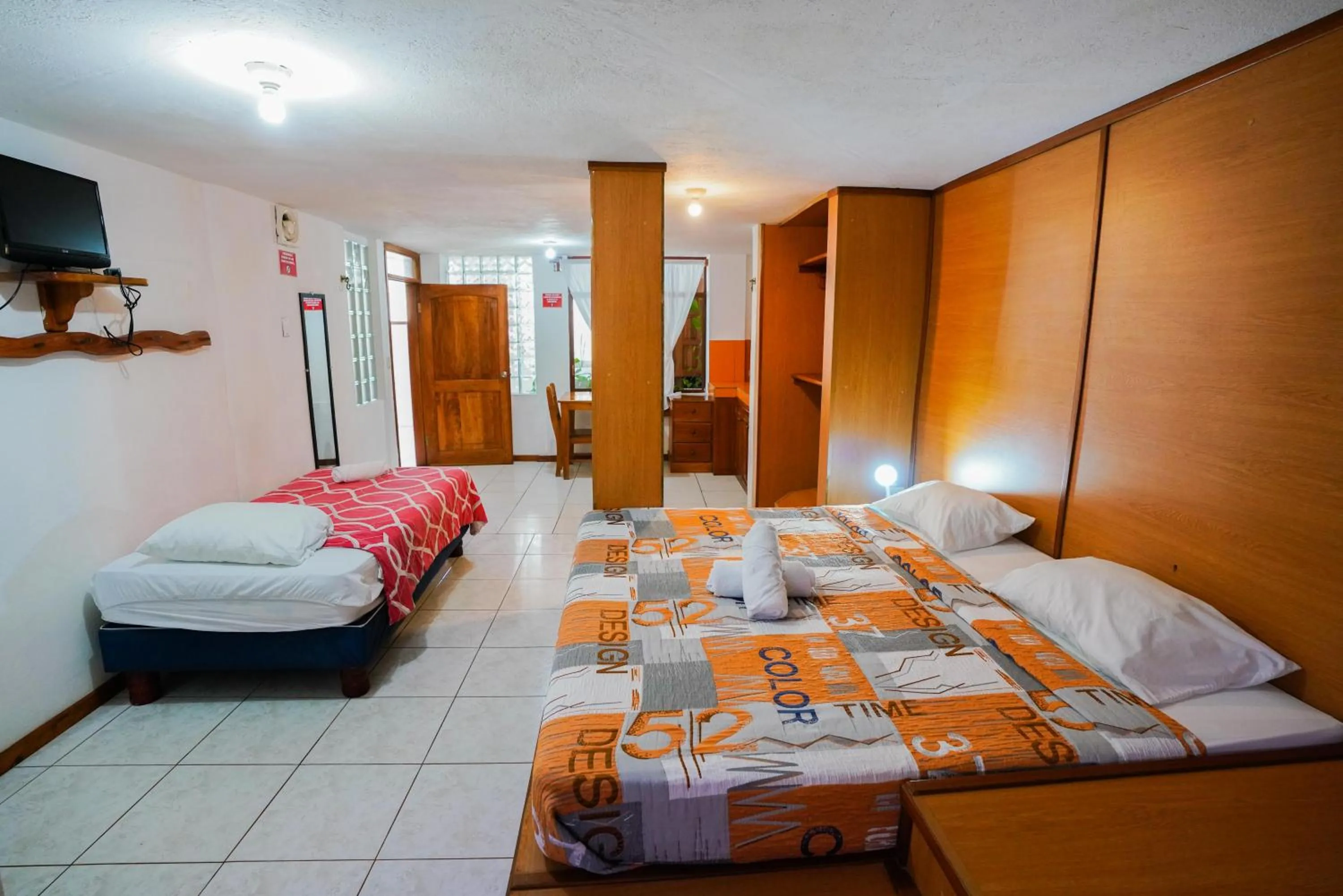 Bed in Galapagos Verde Azul