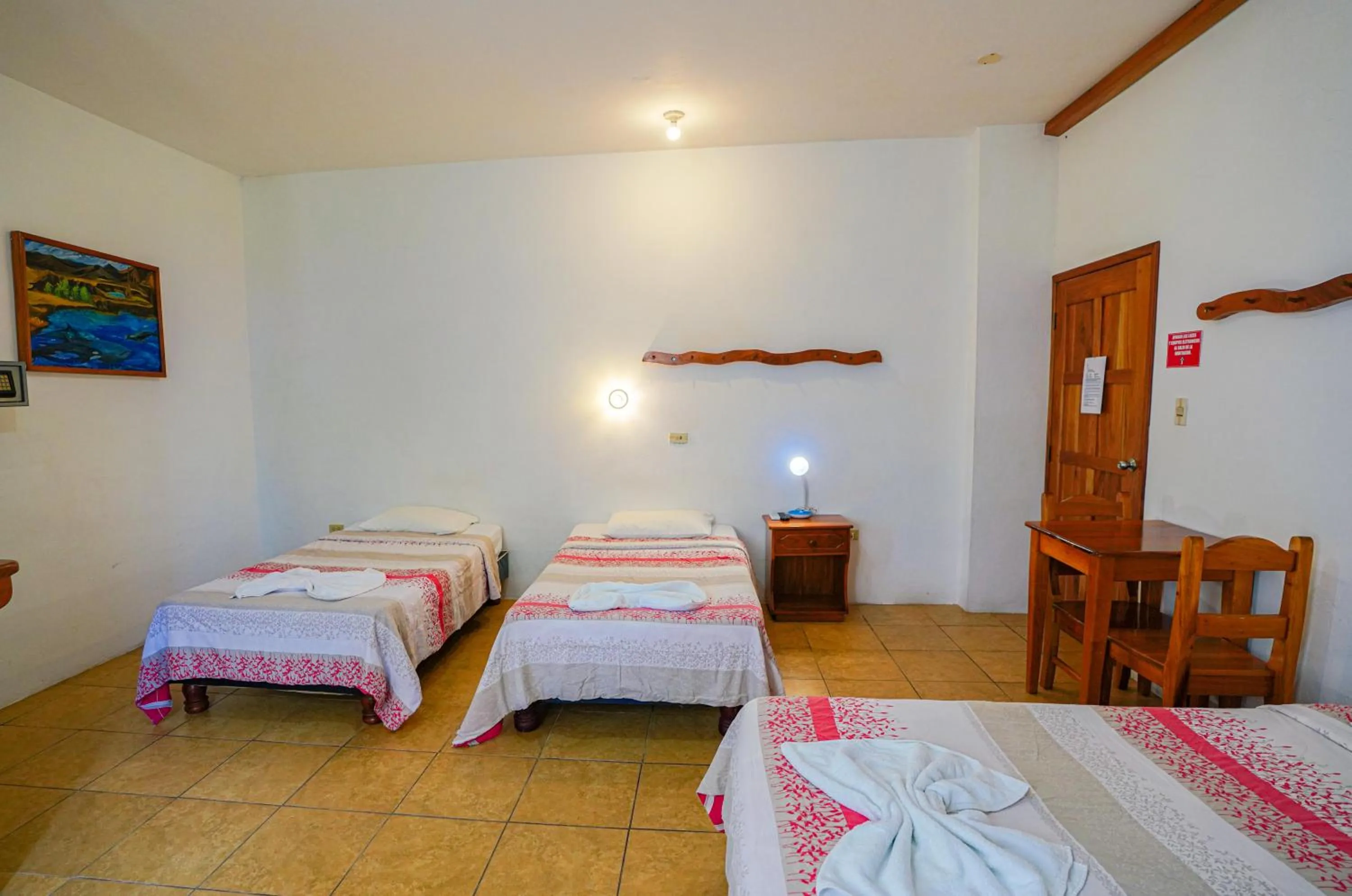 Bed in Galapagos Verde Azul