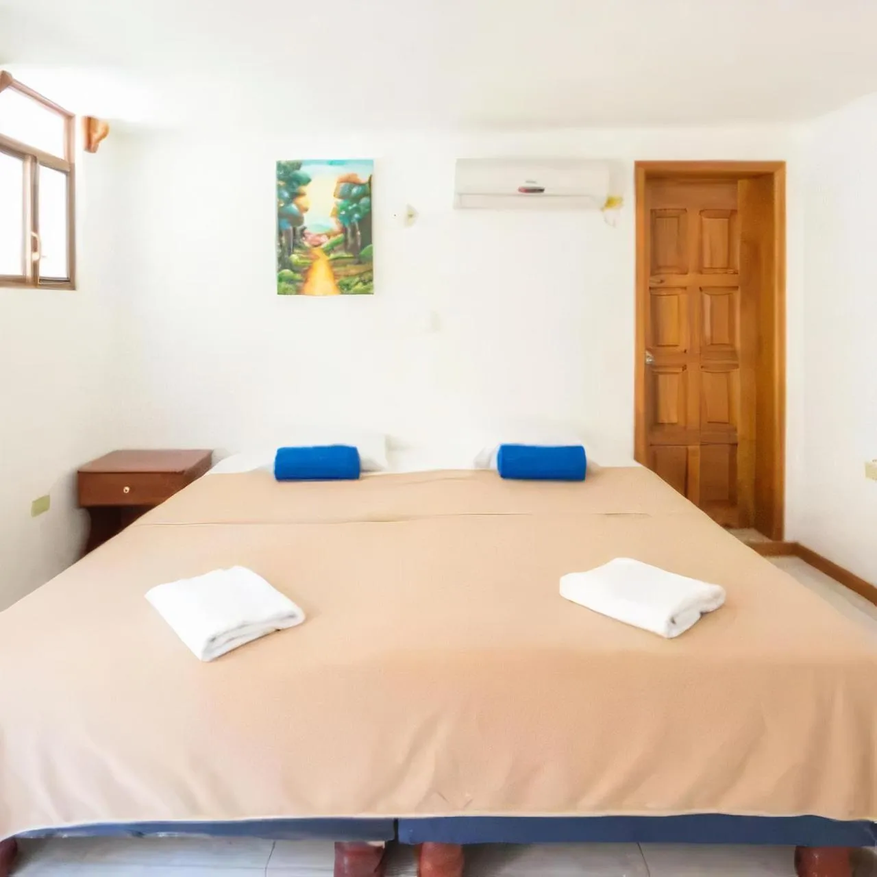 Bed in Galapagos Verde Azul