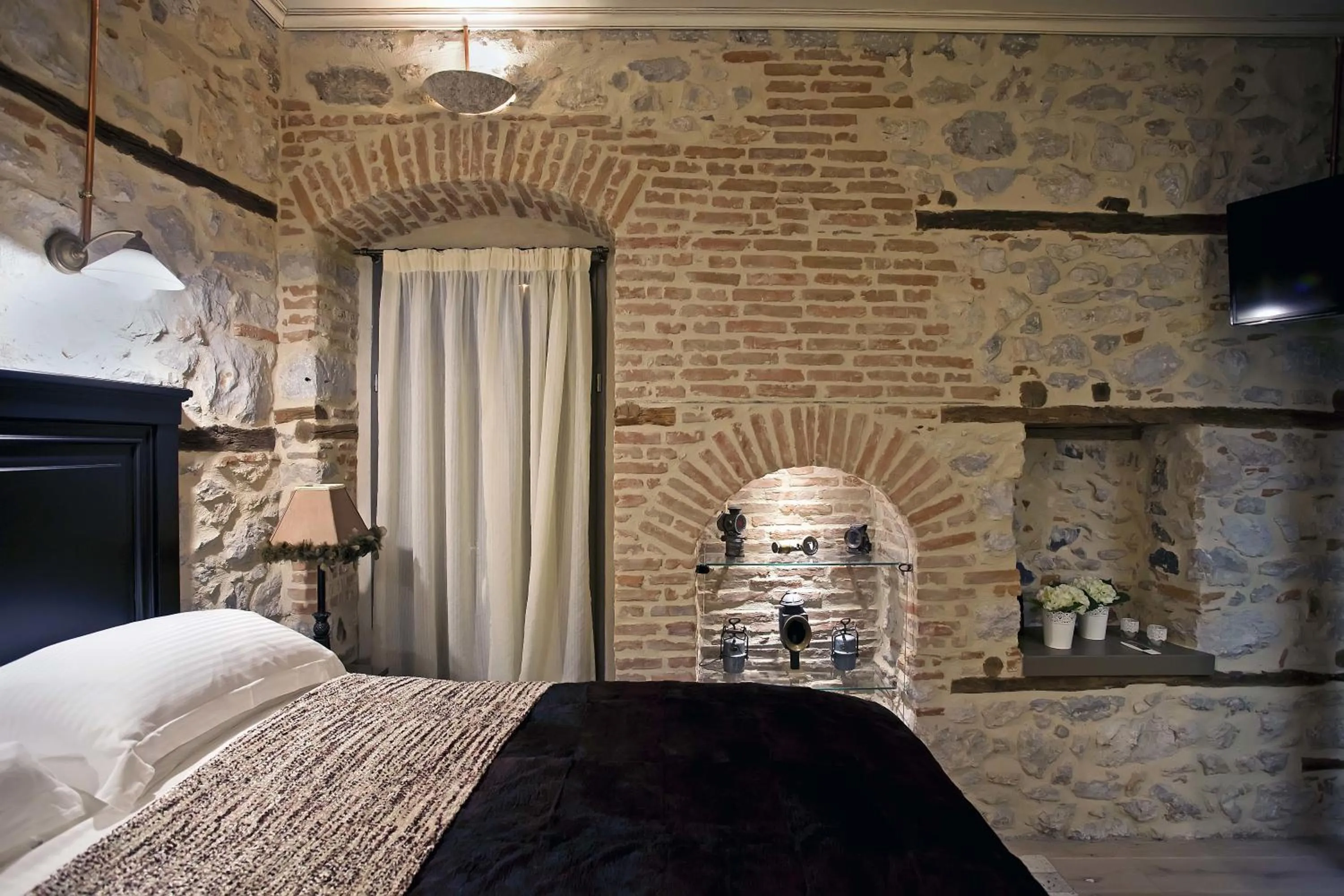 Bedroom, Bed in Hotel Doltso