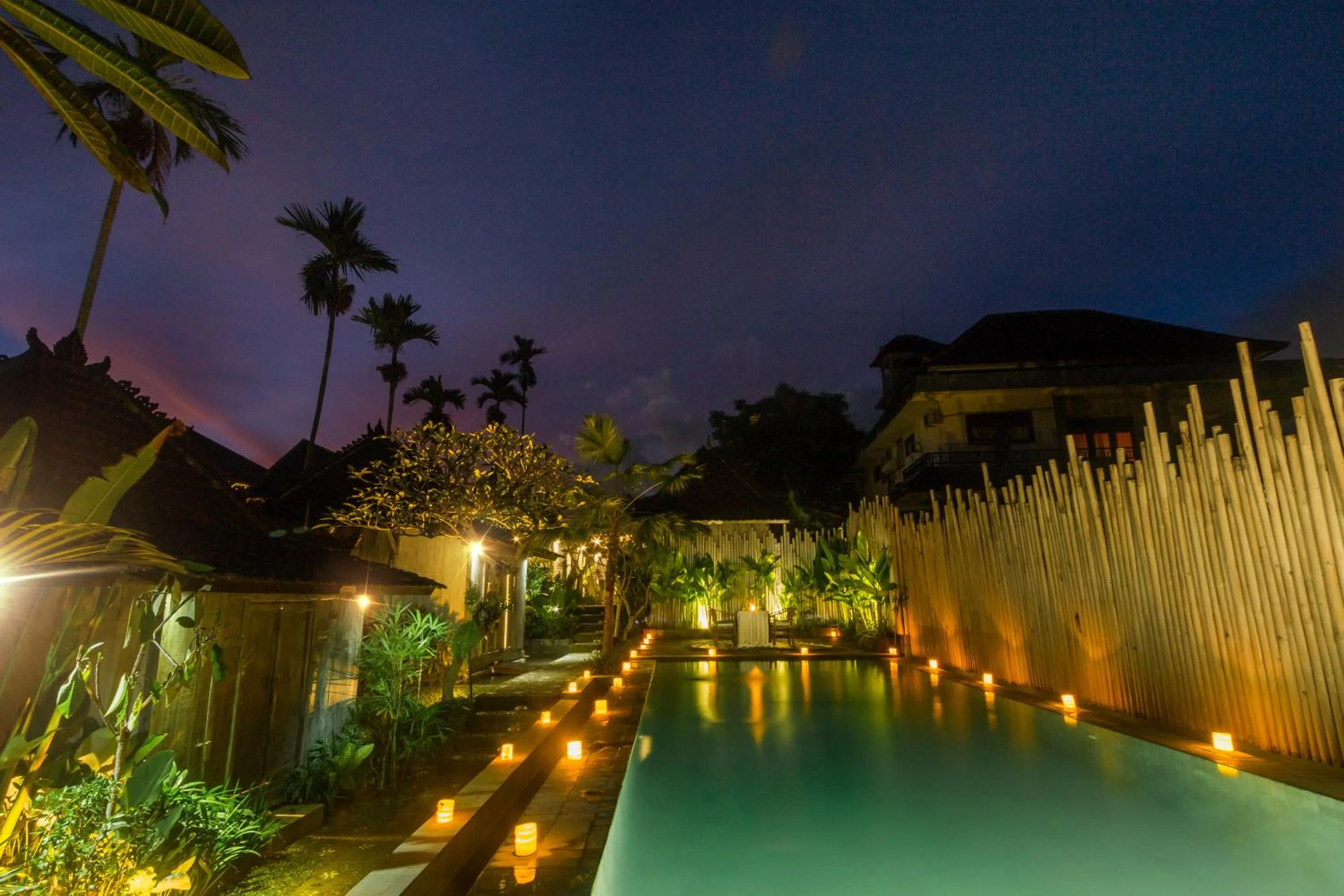 Swimming pool in Green Taman Ubud by Prasi