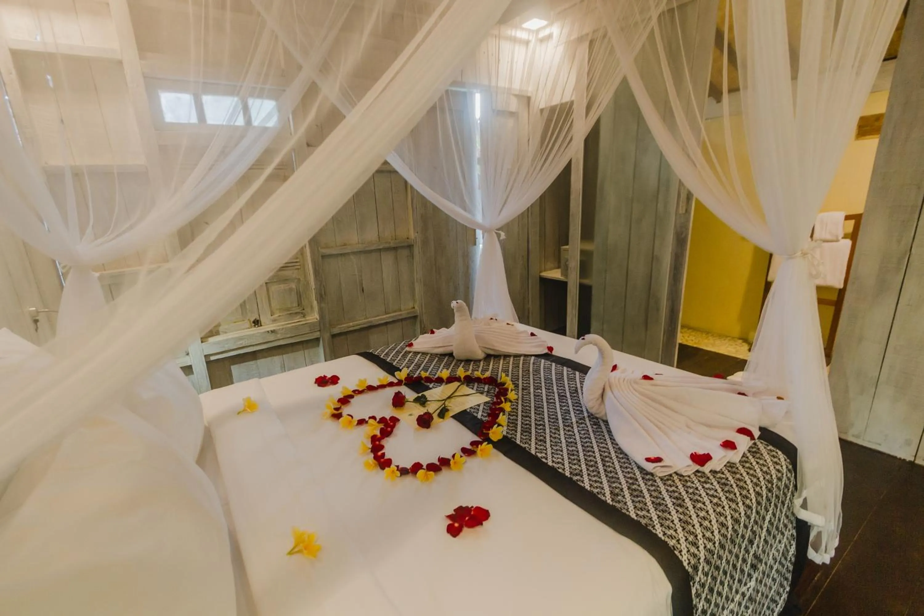 Decorative detail, Bed in Green Taman Ubud by Prasi