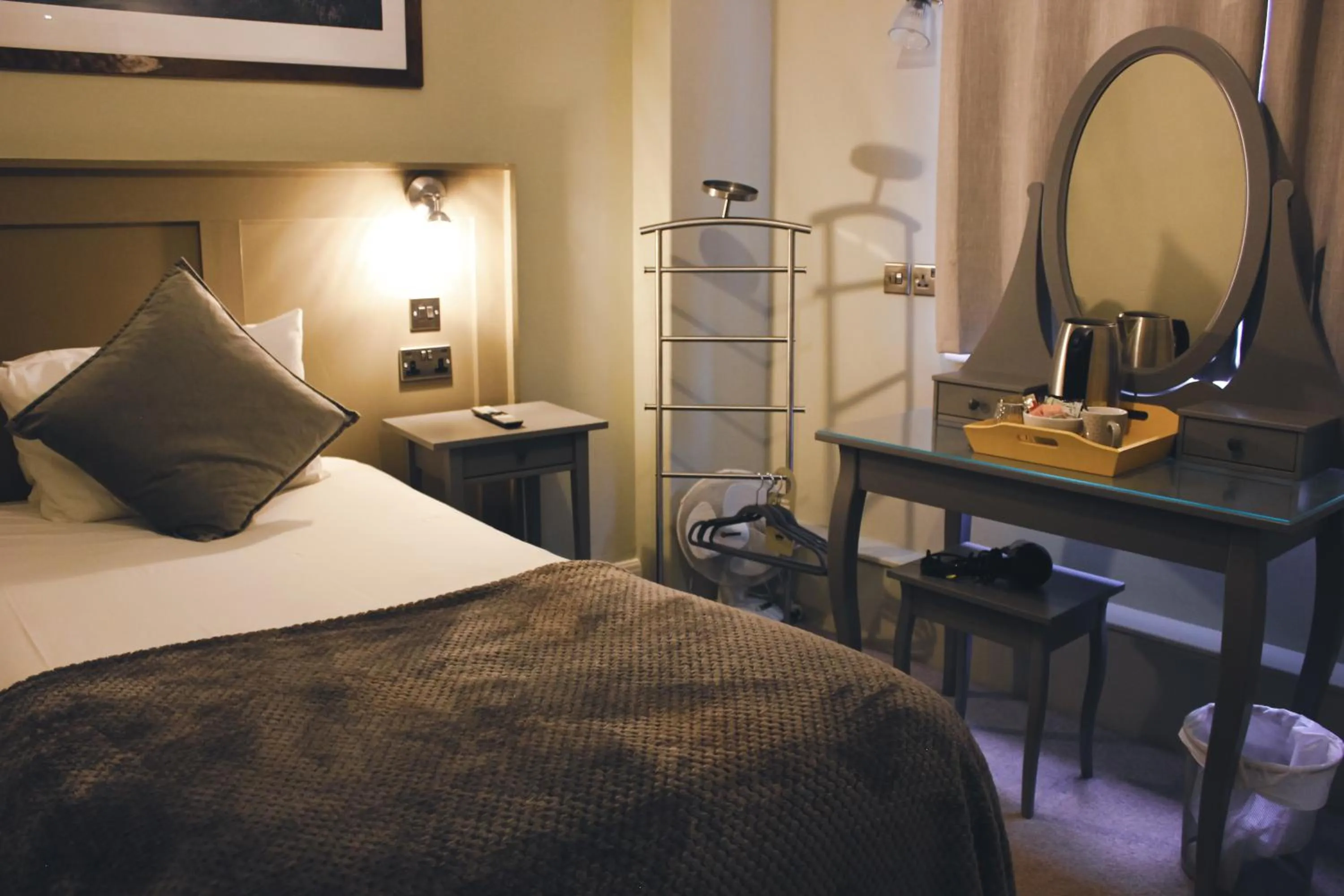 Bed in The Kings Arms