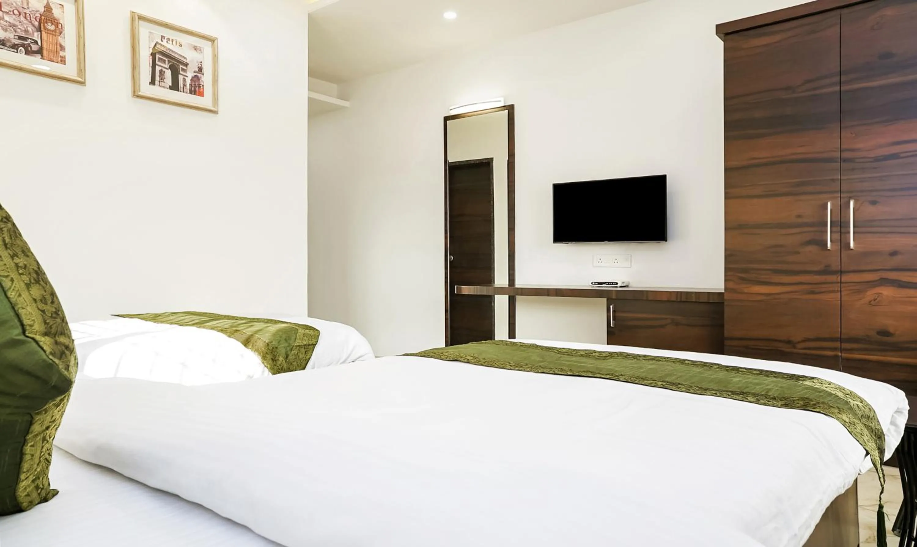 Bedroom, Bed in Treebo Hotel A1