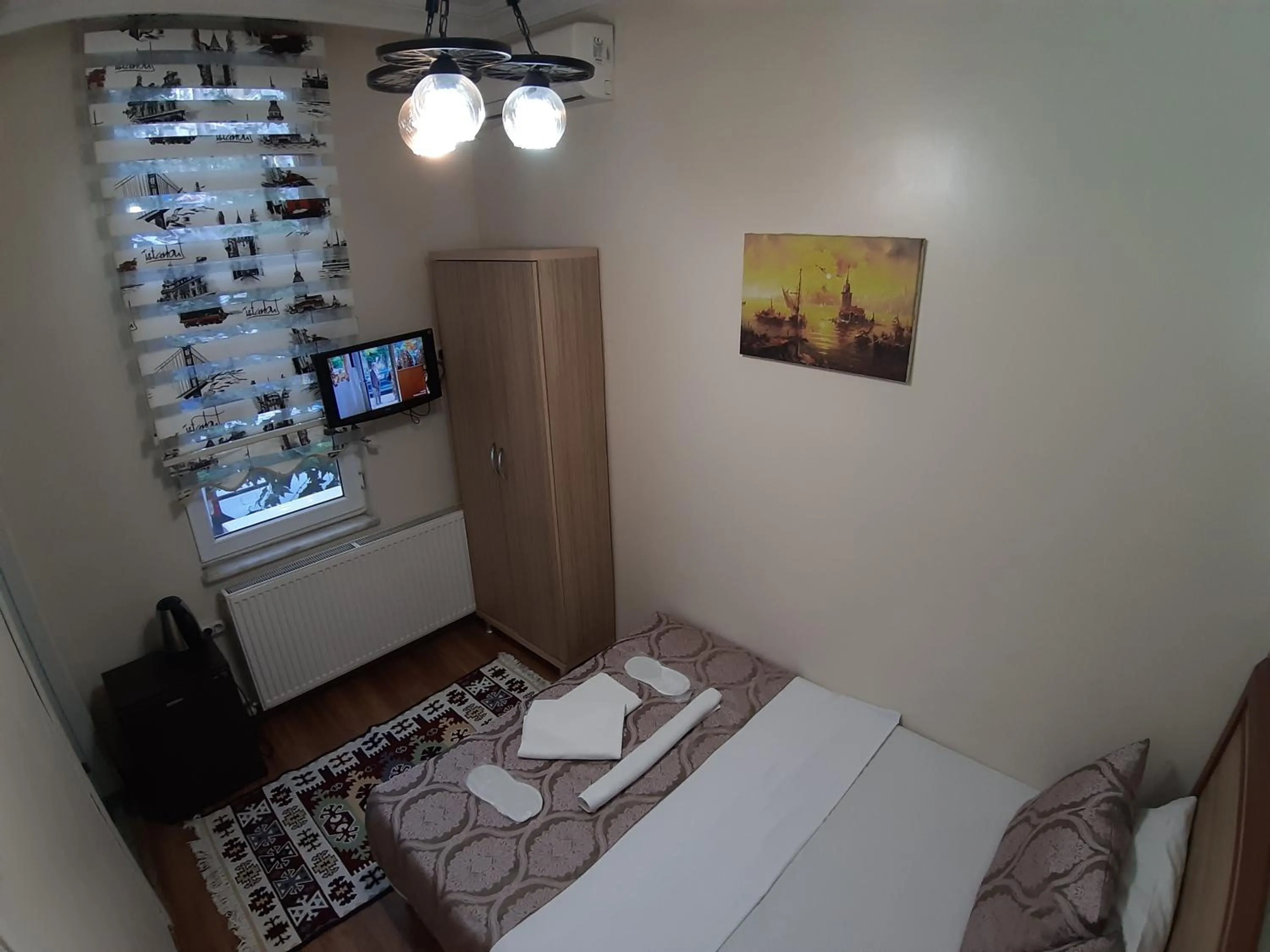 Bedroom, Bed in Burak Apart