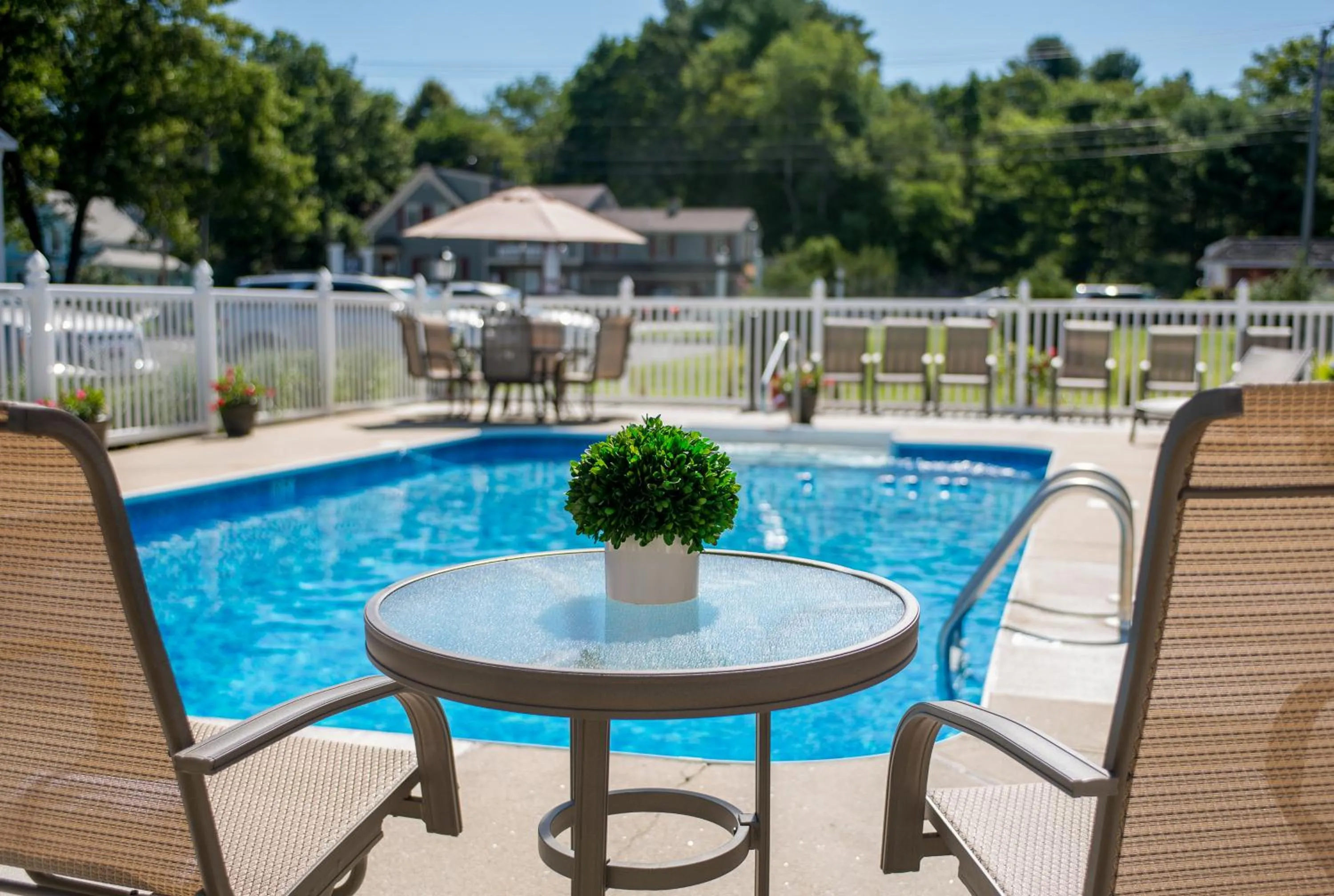 Swimming pool in Port Inn & Suites Kennebunk, an Ascend Collection Hotel