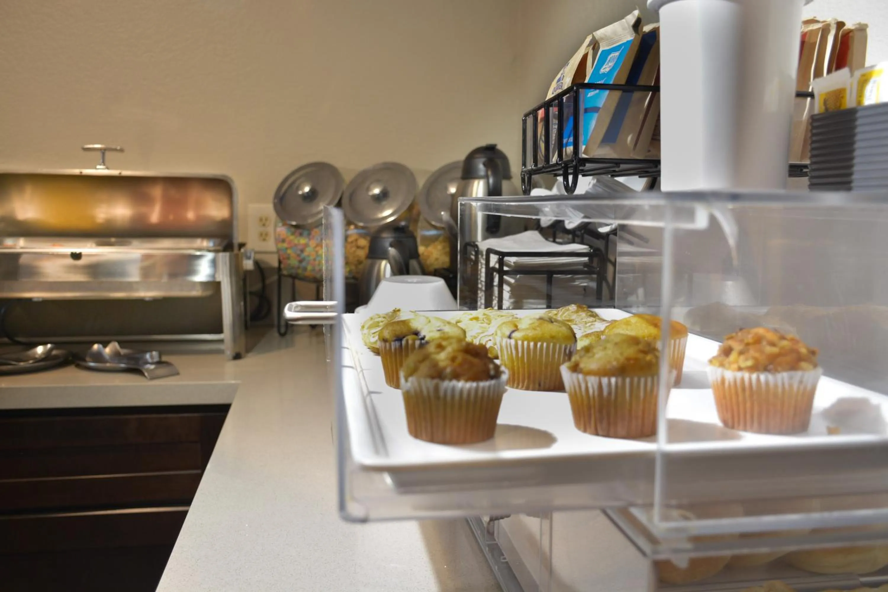 Breakfast in Comfort Inn & Suites Moreno Valley near March Air Reserve Base