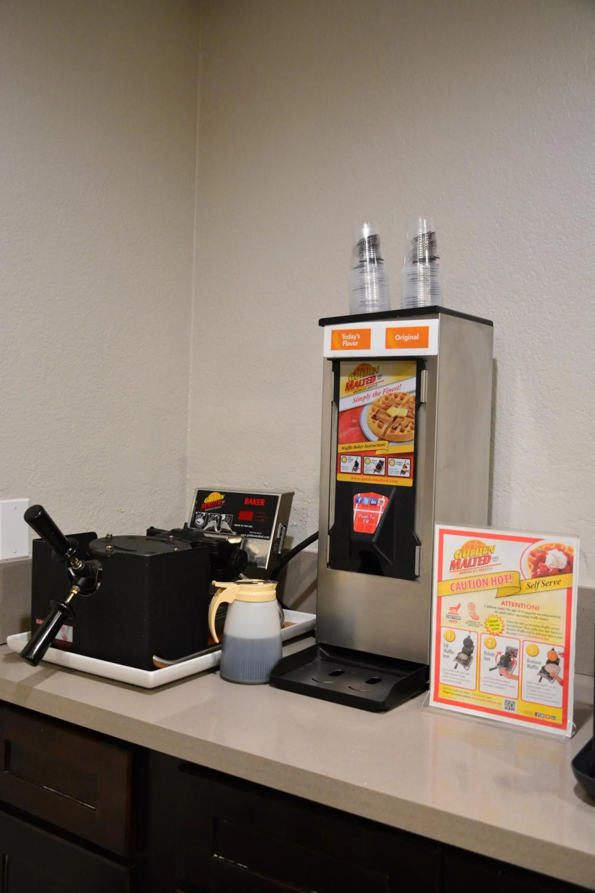 Breakfast in Comfort Inn & Suites Moreno Valley near March Air Reserve Base