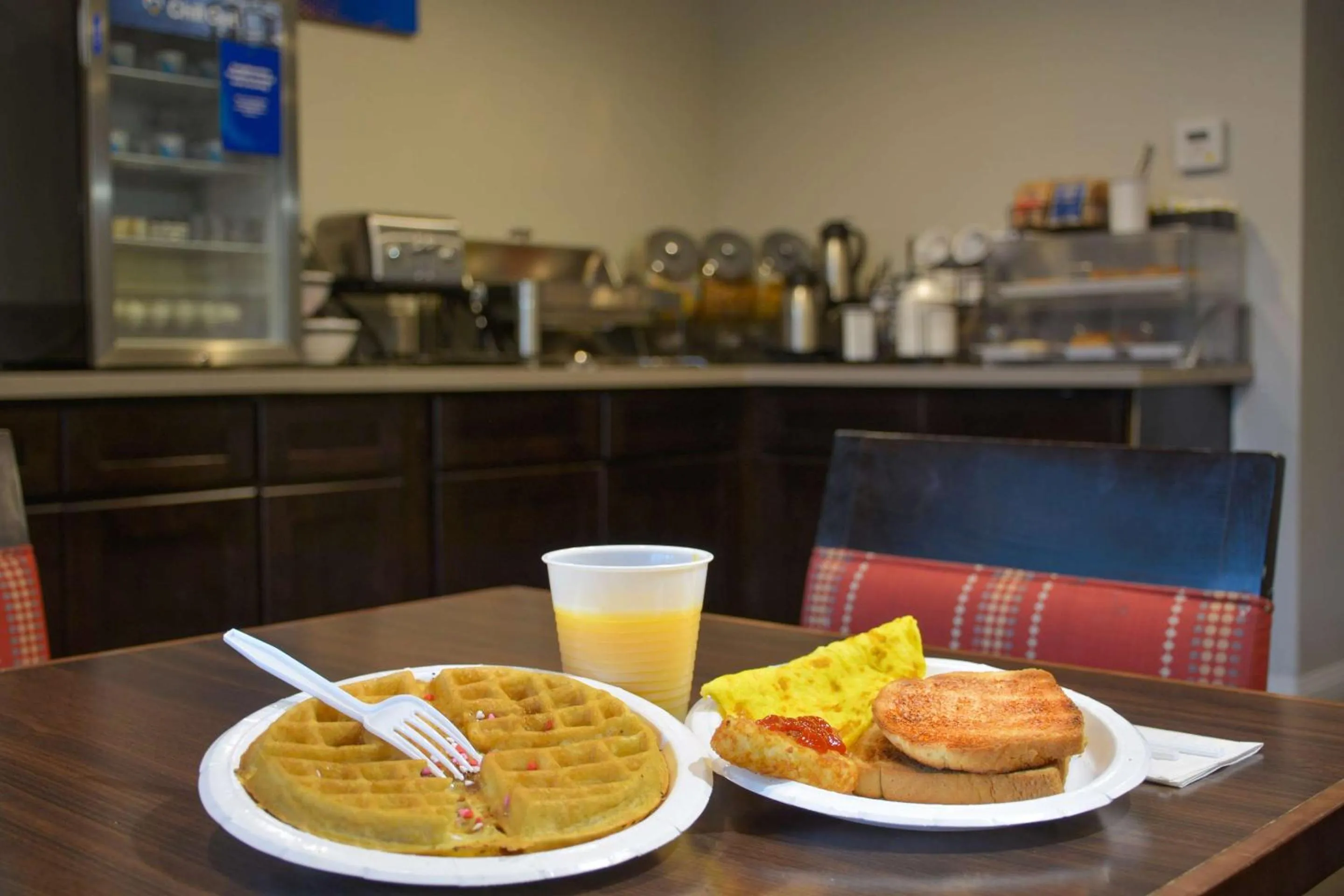 Breakfast in Comfort Inn & Suites Moreno Valley near March Air Reserve Base