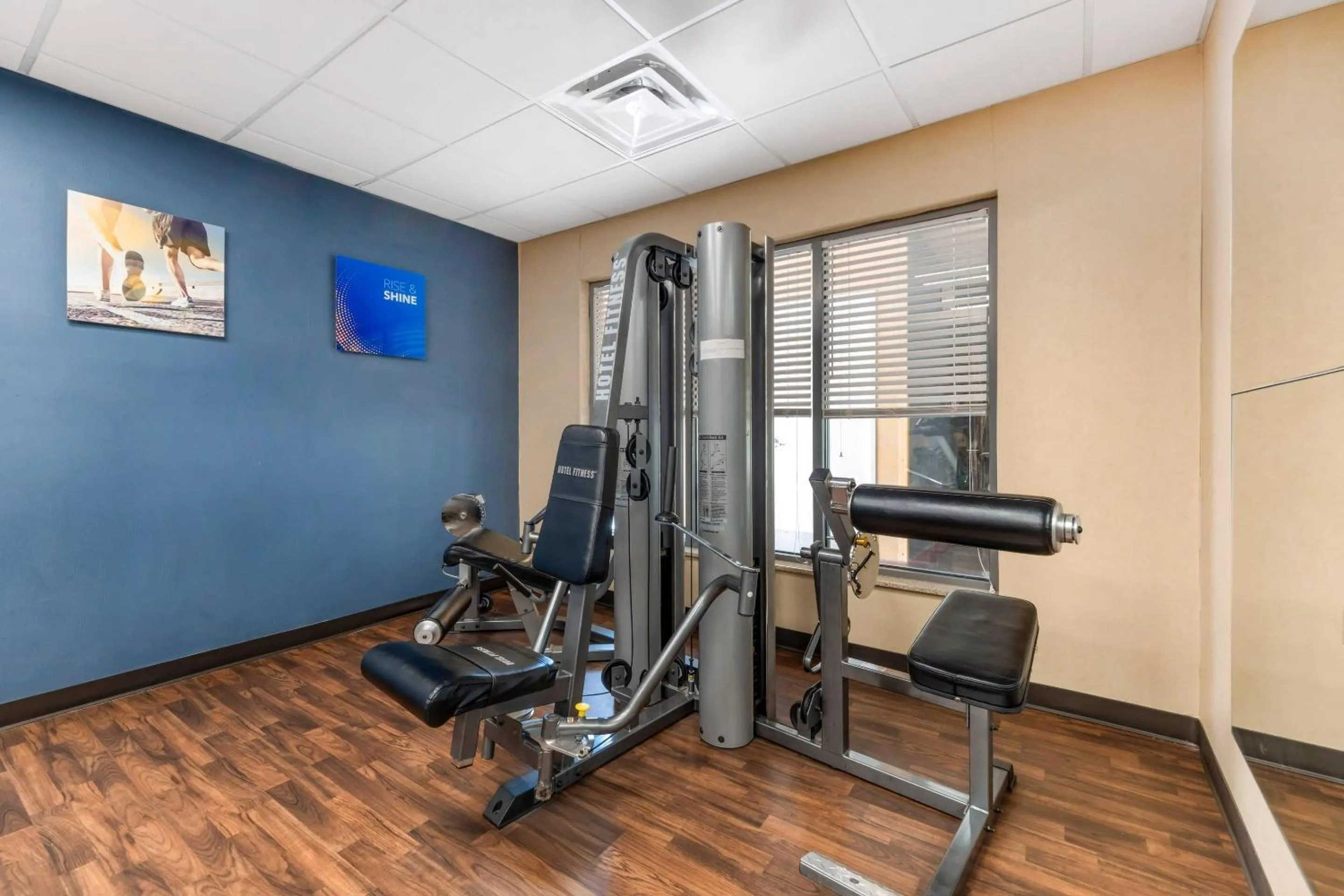 Fitness centre/facilities in Comfort Suites Elizabethtown