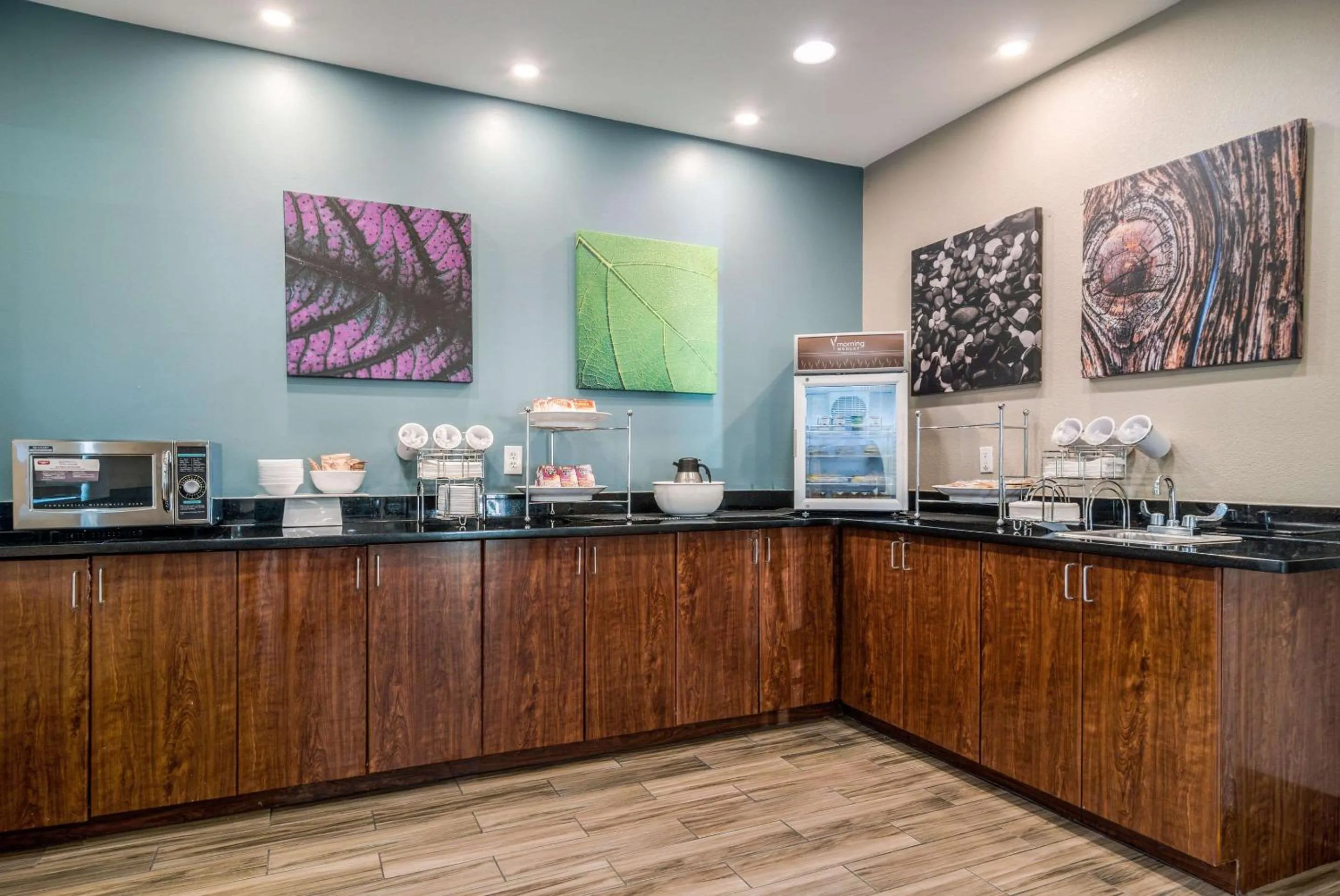 Restaurant/places to eat in Sleep Inn & Suites At Kennesaw State University