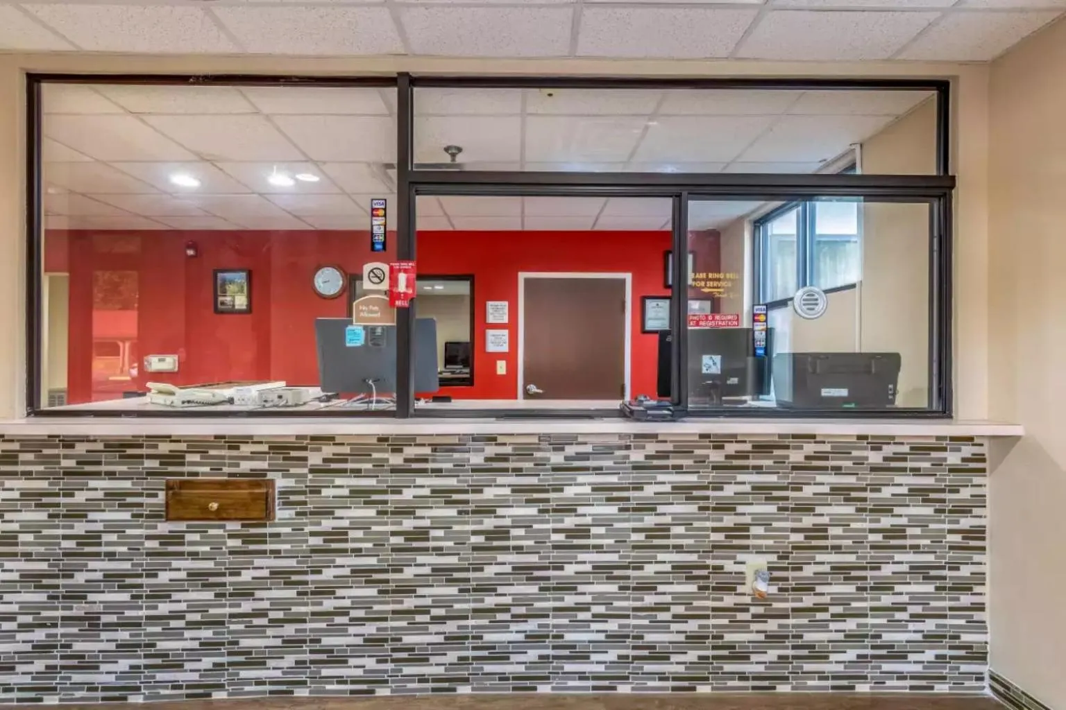 Lobby or reception in Econo Lodge Opelika