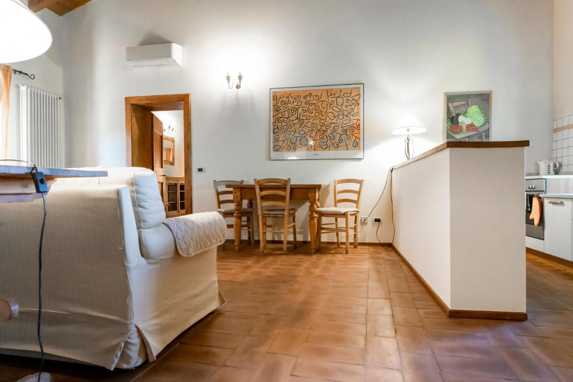 Kitchen or kitchenette, Bed in Musella Winery & Relais