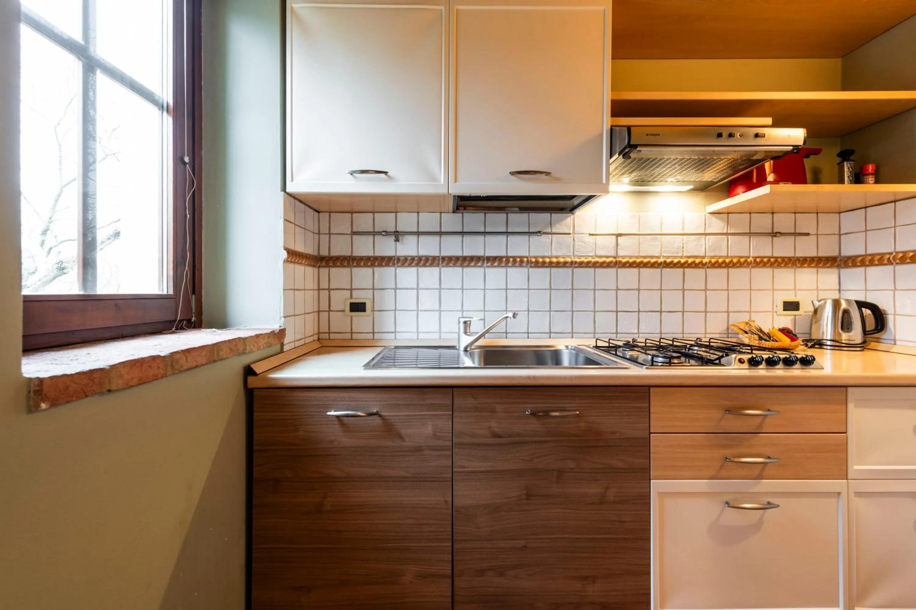 Coffee/tea facilities in Musella Winery & Relais