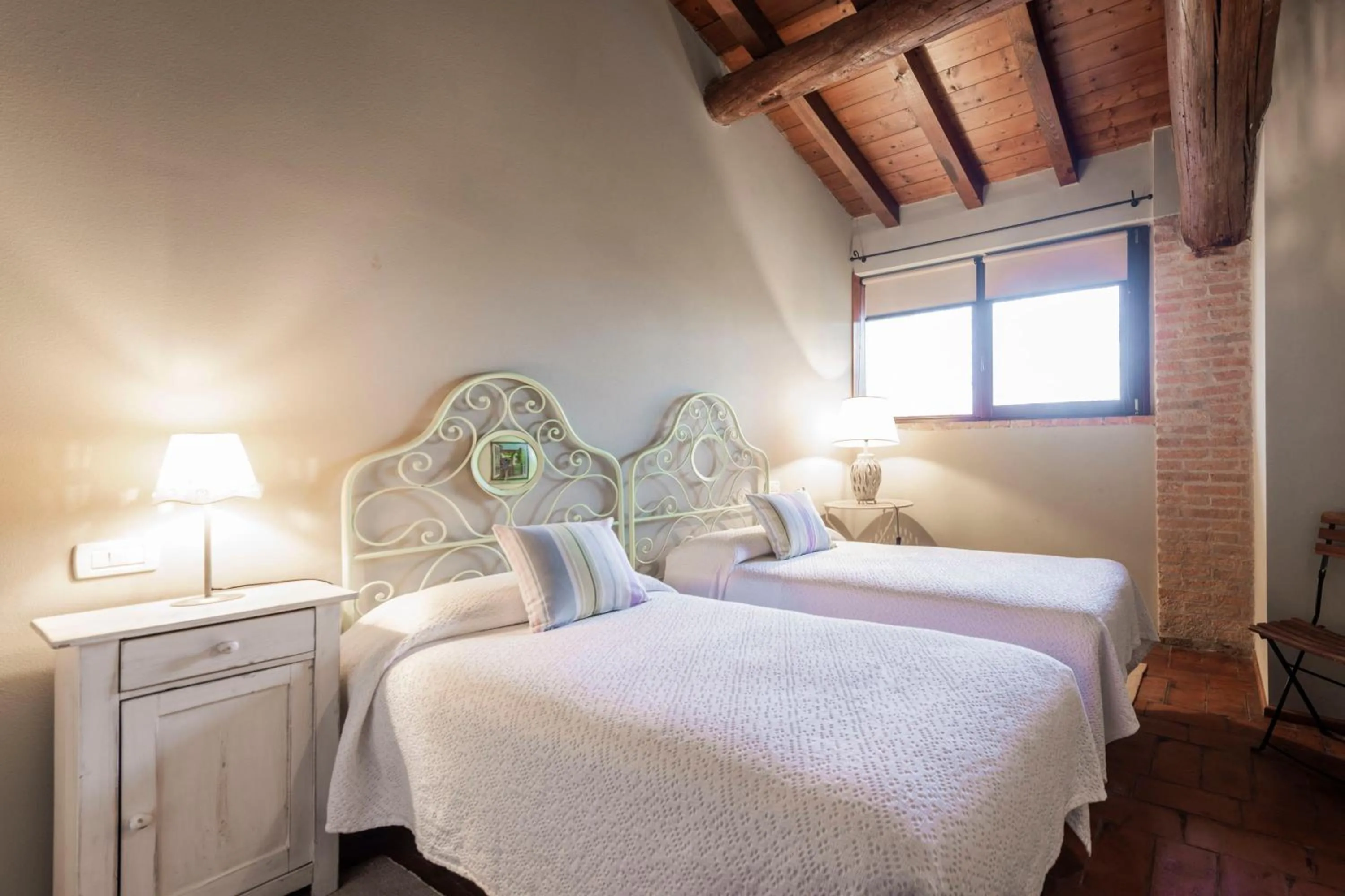 Bed in Musella Winery & Relais