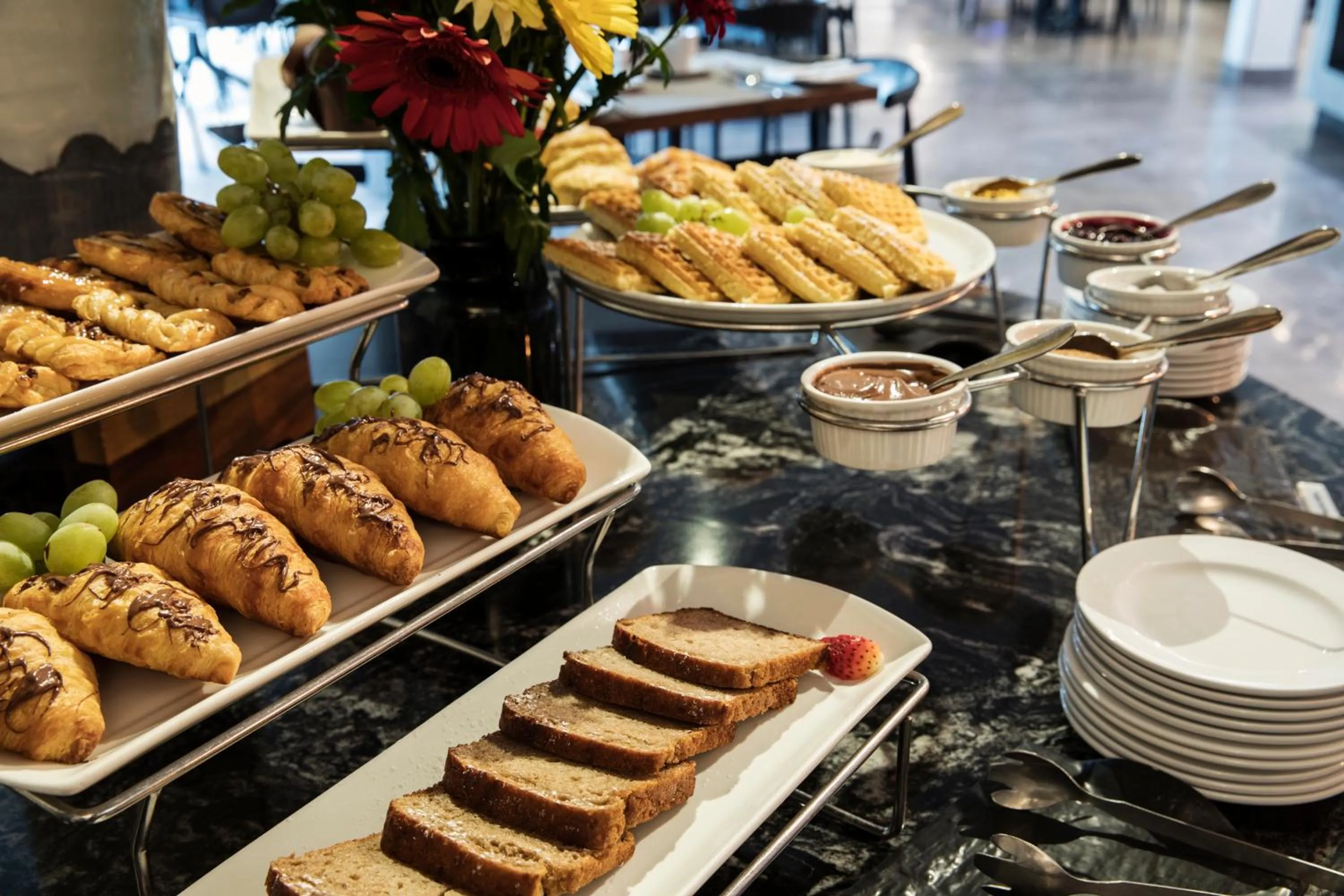 Buffet breakfast in The Capital Melrose