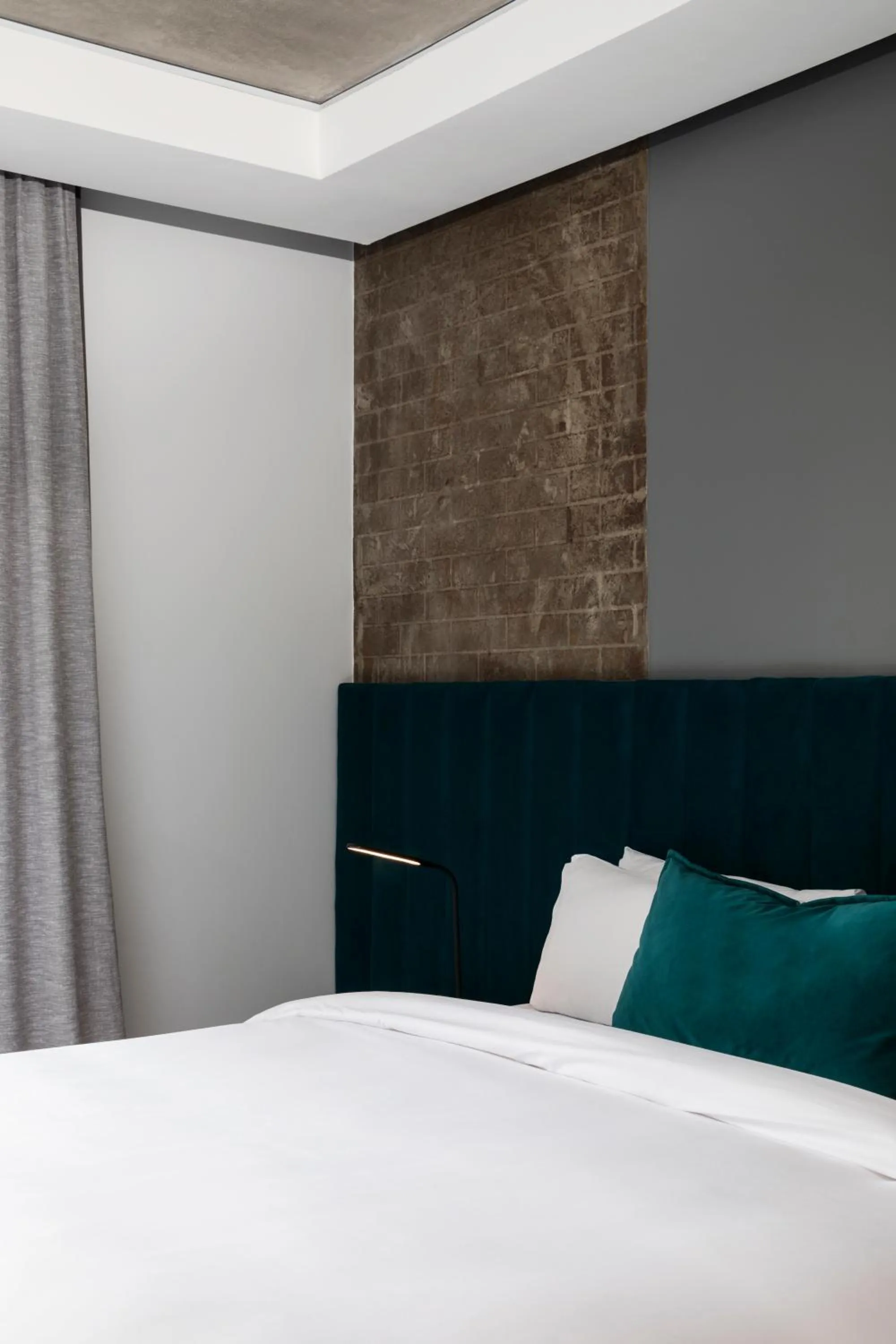 Bed in The Capital Melrose