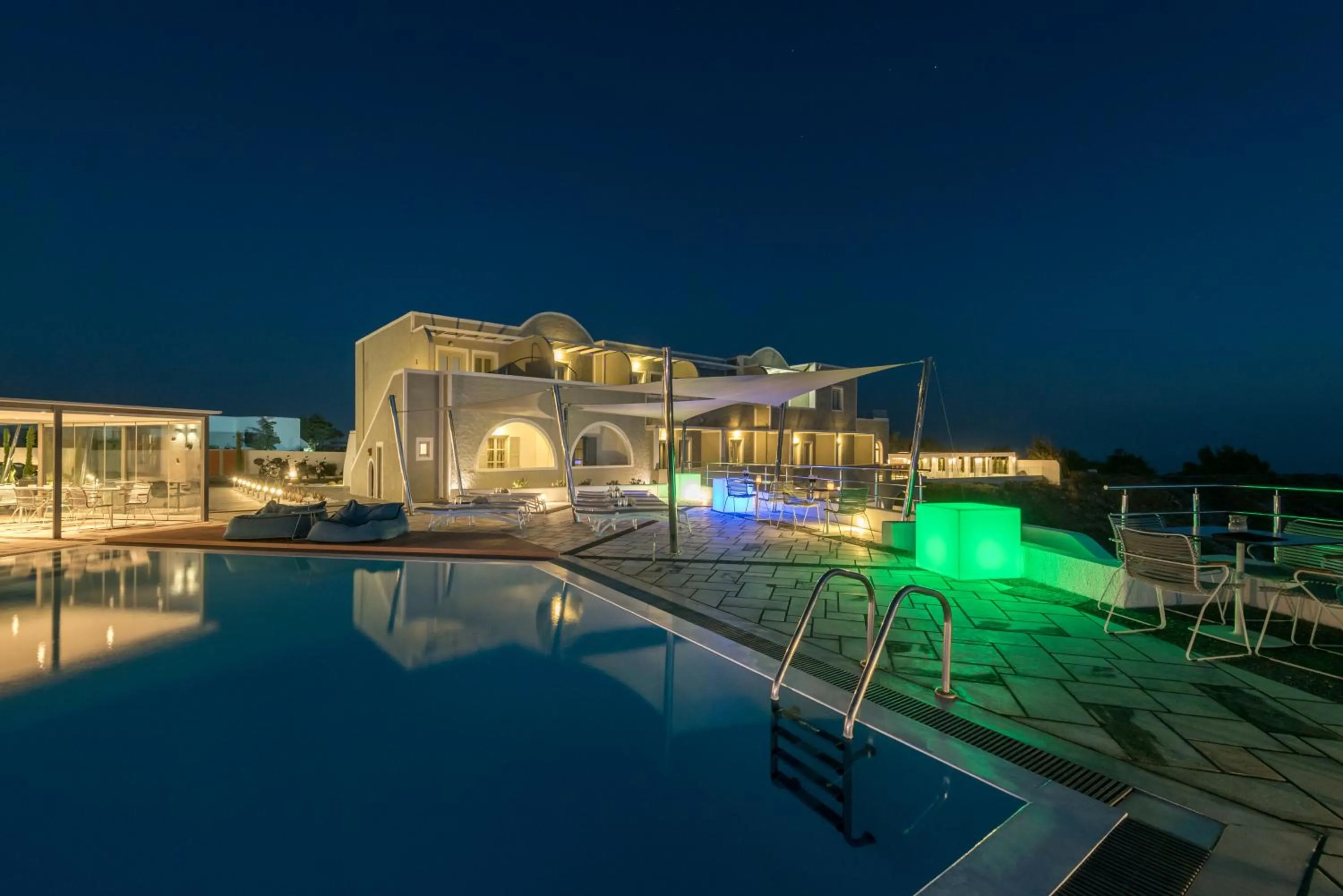 Property building in Caldera's Dolphin Suites