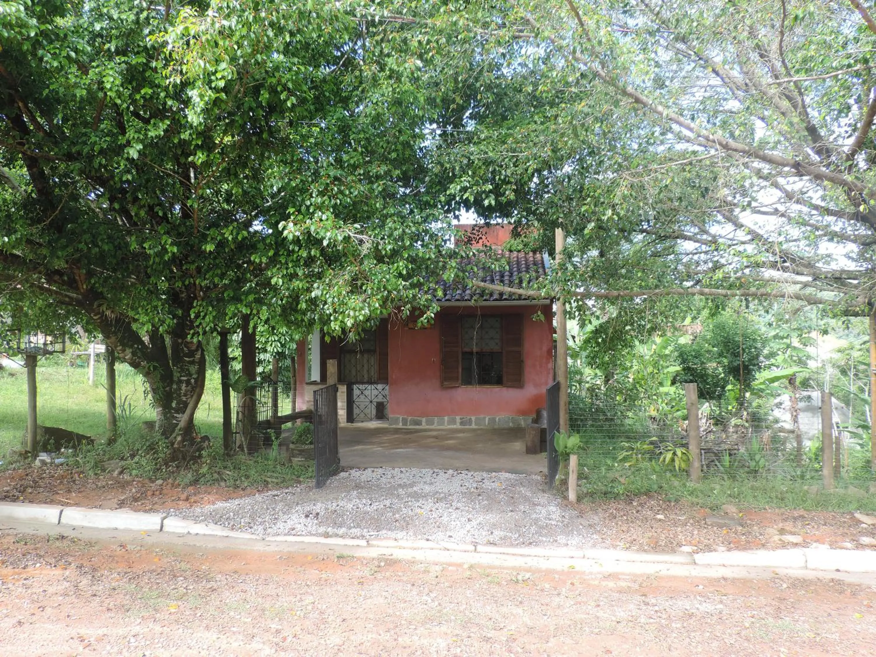 Property building in Chalézinho - Massaguaçu