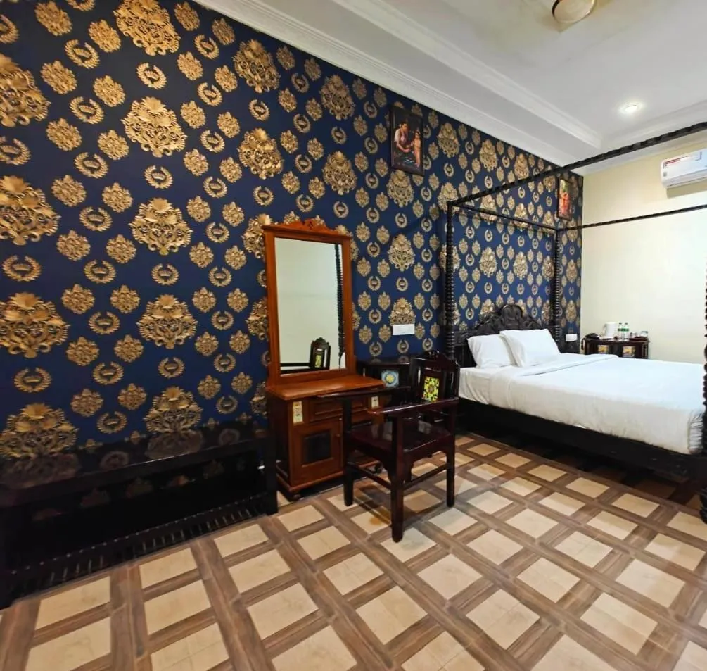 Bed in Chola Heritage Resort