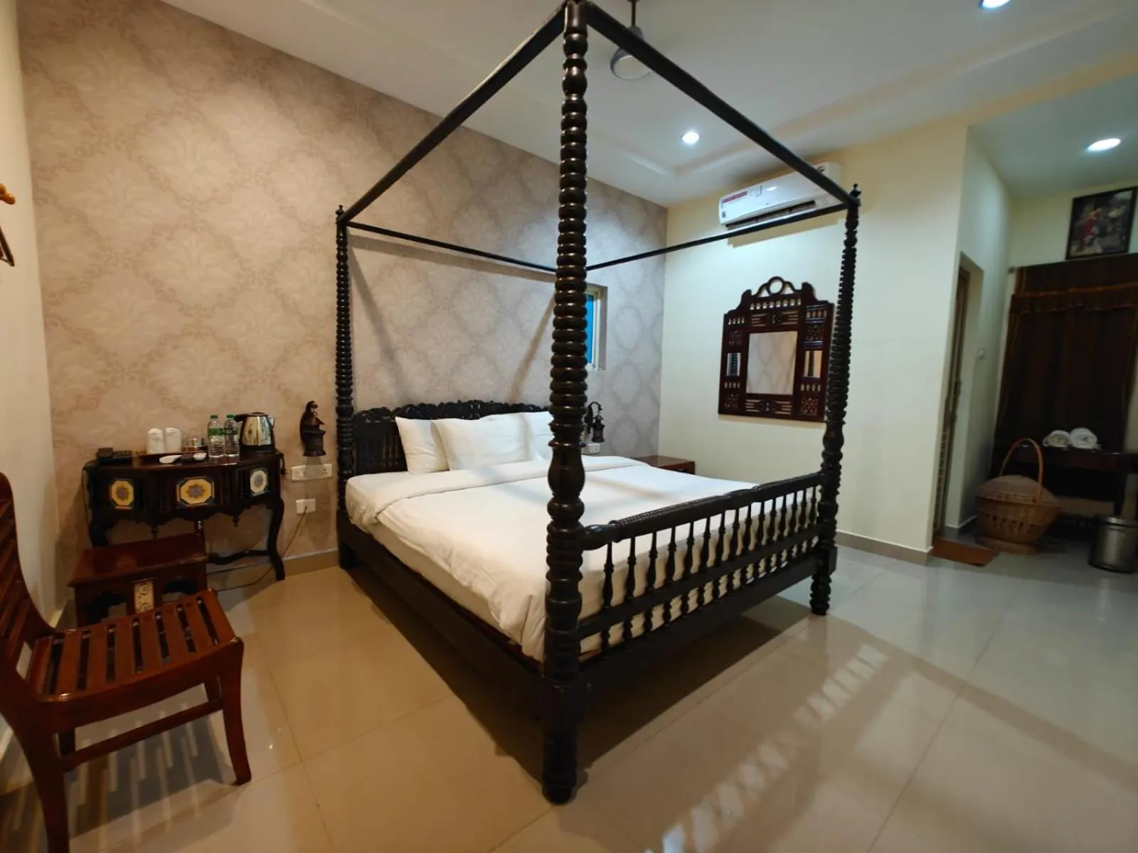 Bedroom, Bed in Chola Heritage Resort