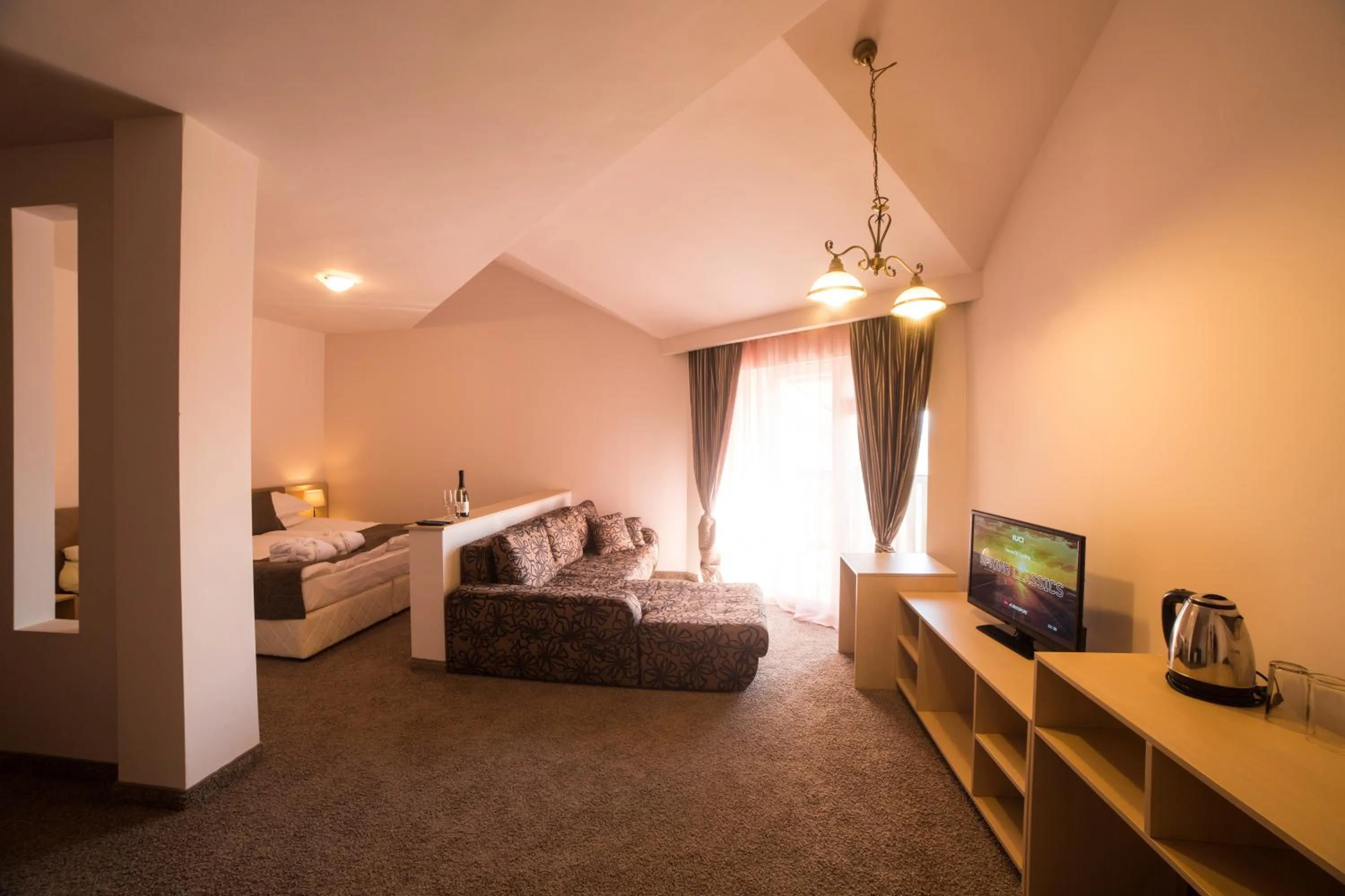 Bed in Thermal Hotel Seven Seasons