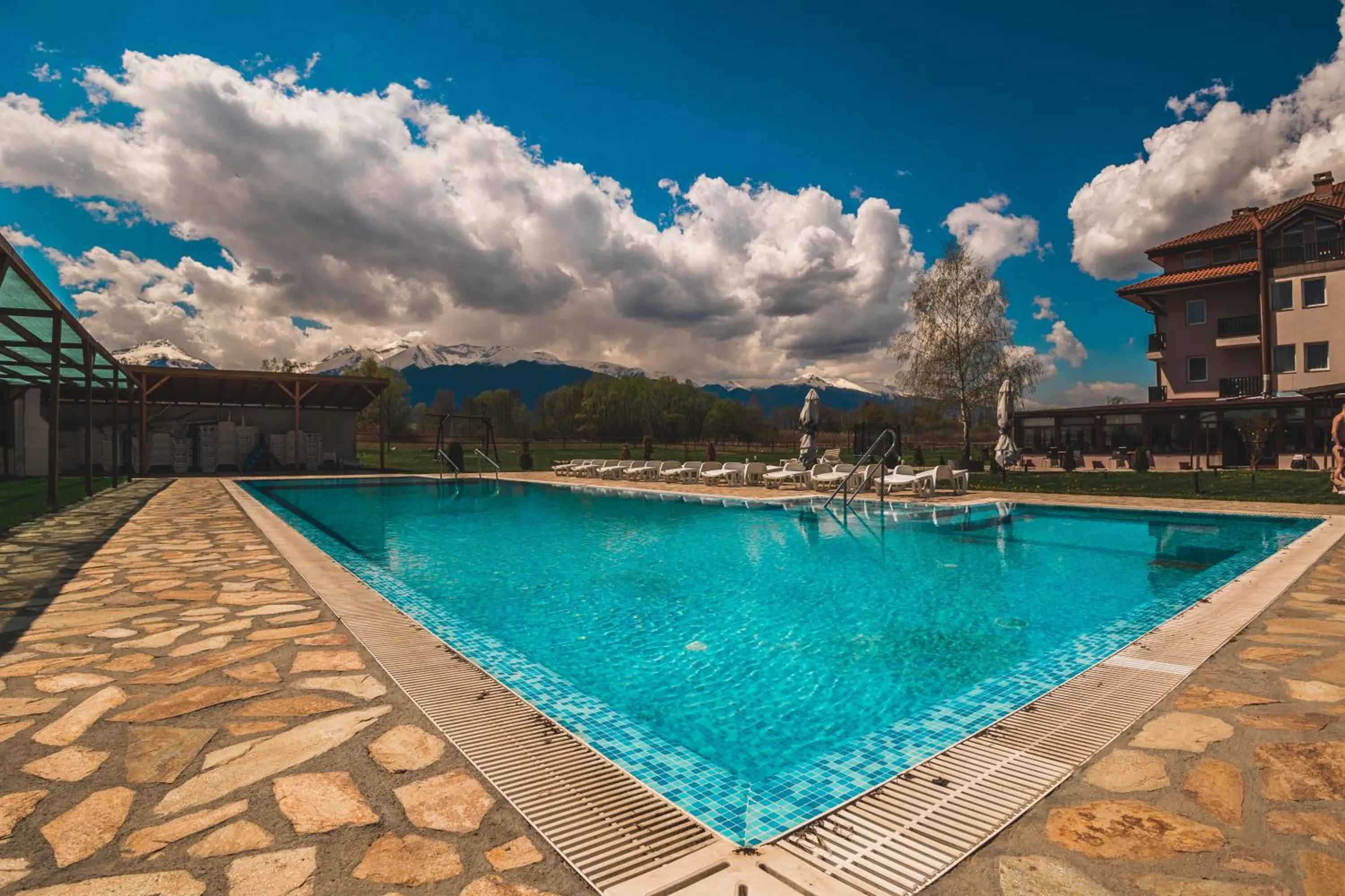 Swimming pool in Thermal Hotel Seven Seasons