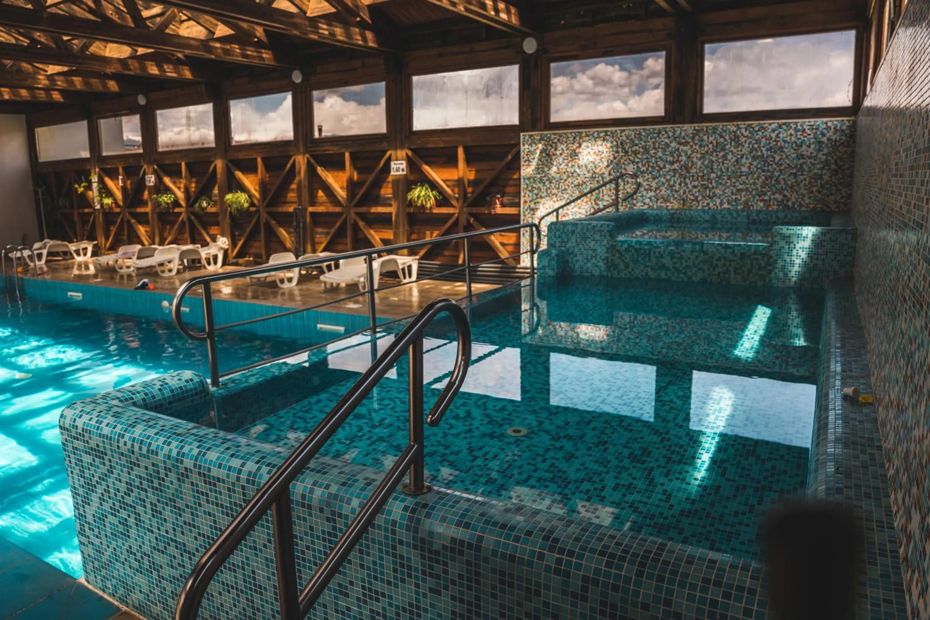 Swimming pool in Thermal Hotel Seven Seasons