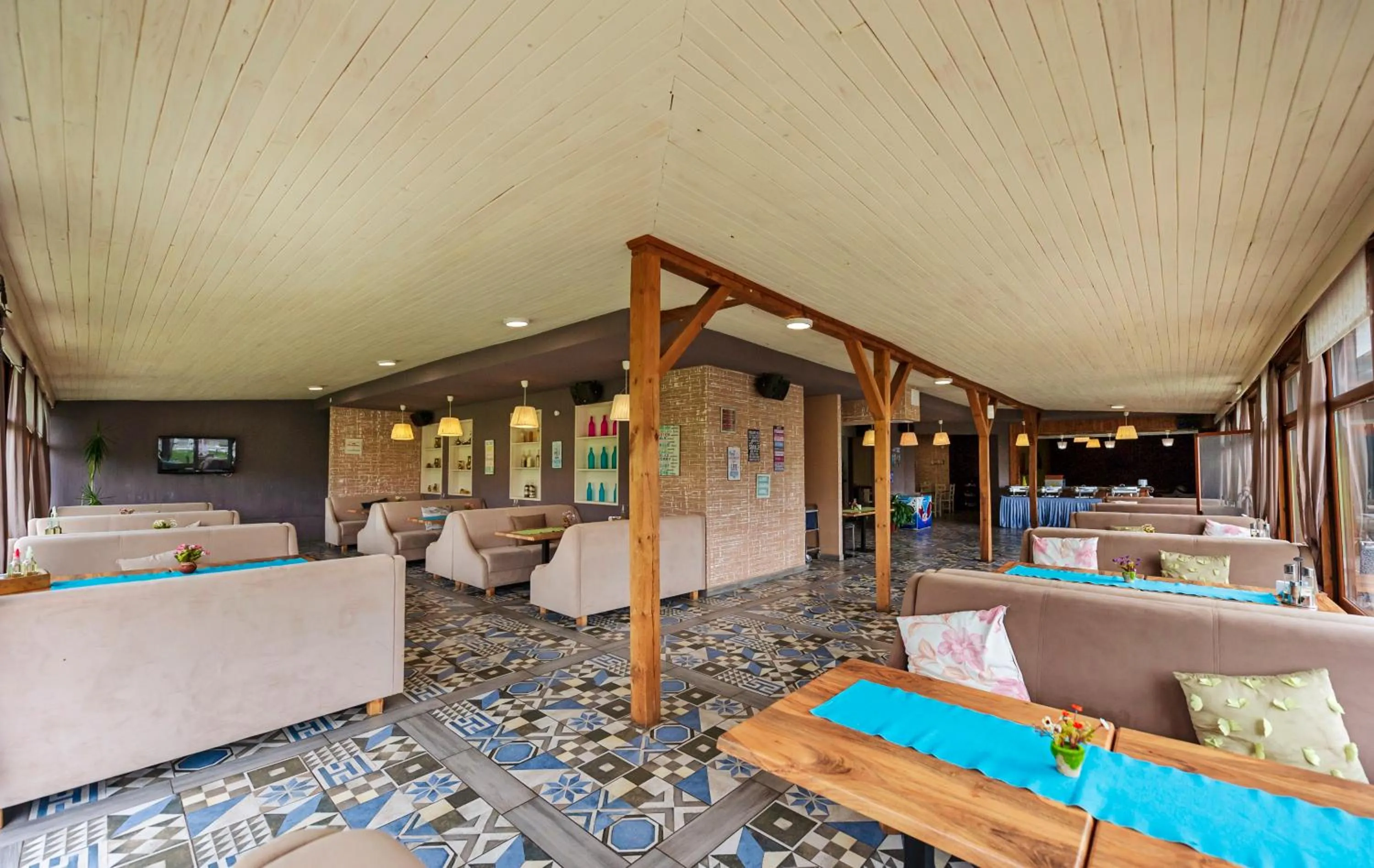 Food and drinks in Thermal Hotel Seven Seasons