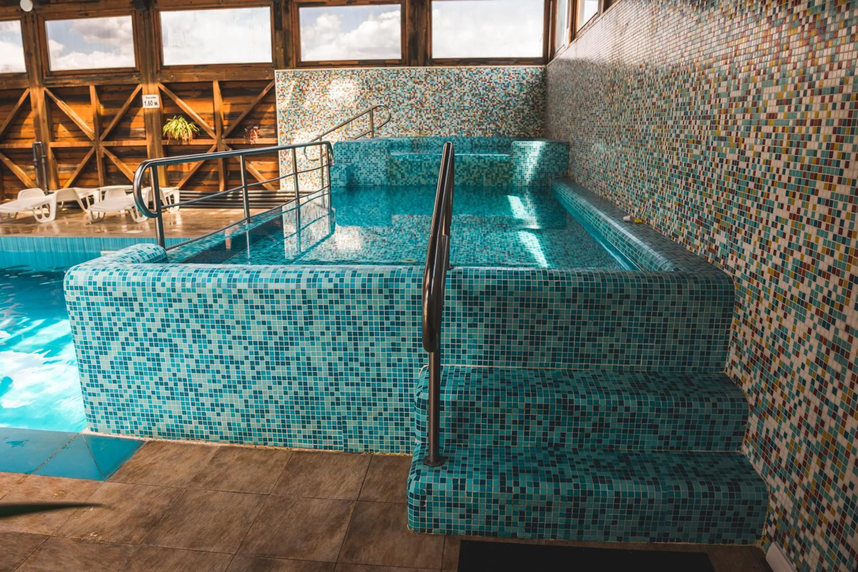 Swimming pool in Thermal Hotel Seven Seasons