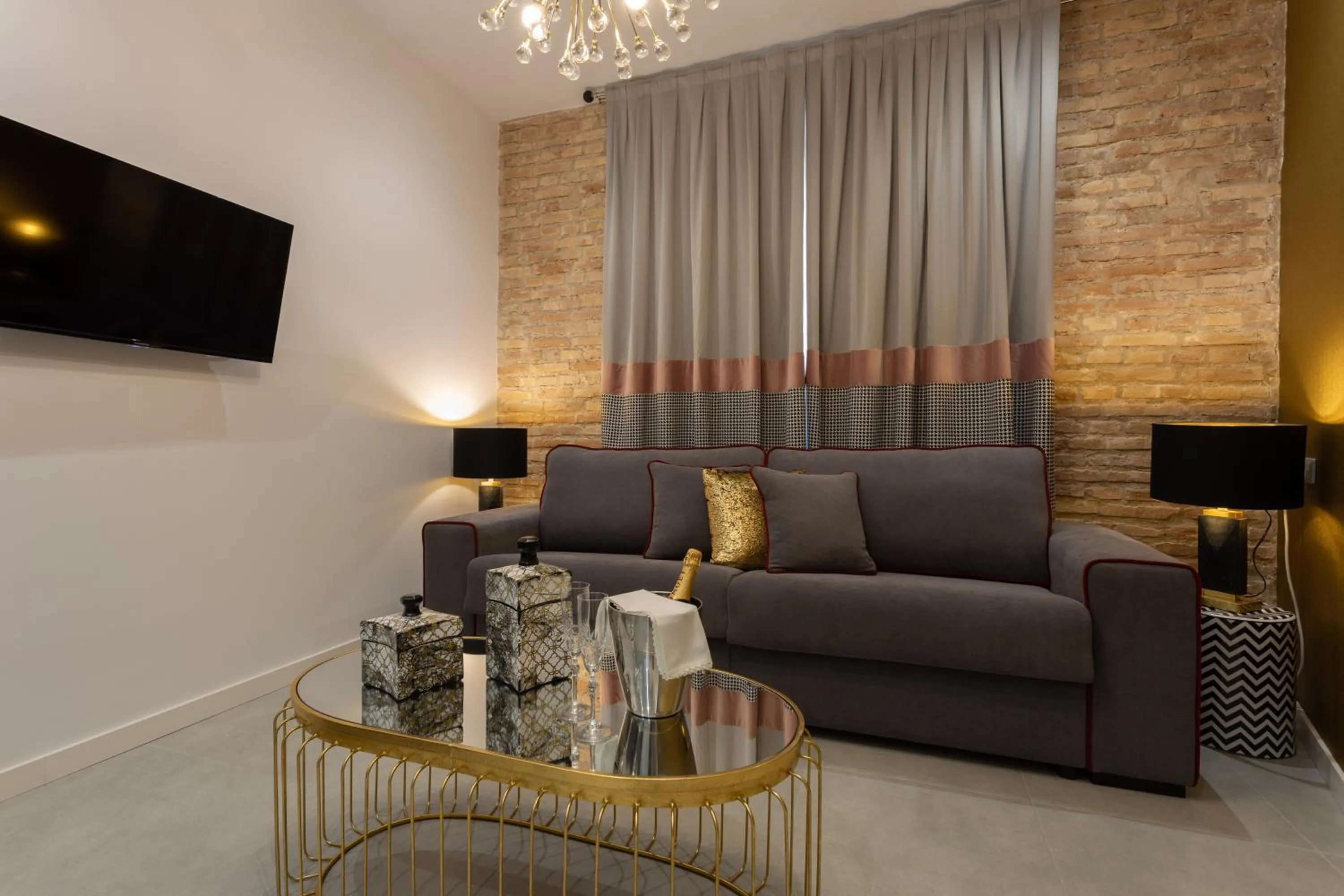 Seating area in BiBo Suites Plaza Nueva