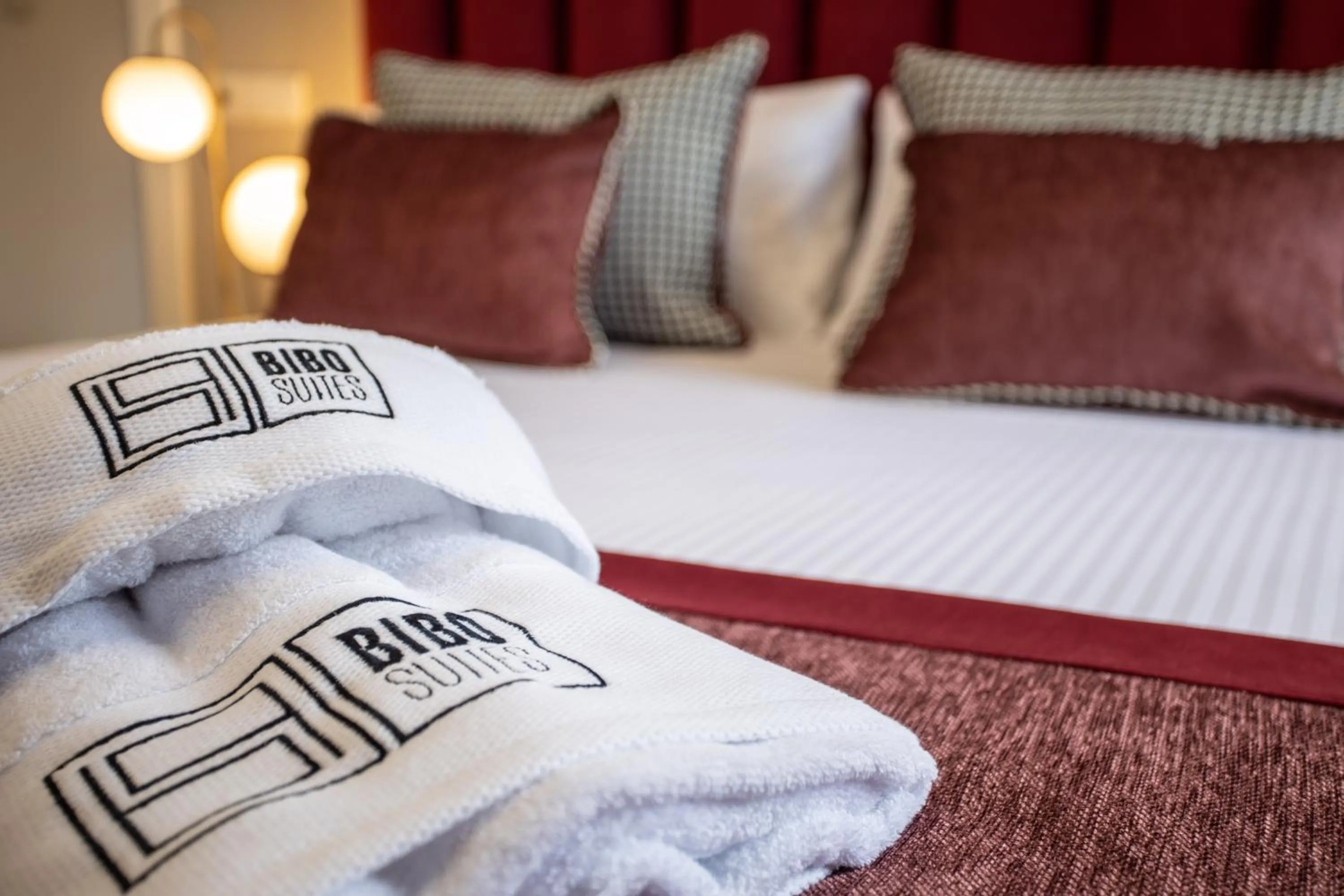 Bed in BiBo Suites Plaza Nueva