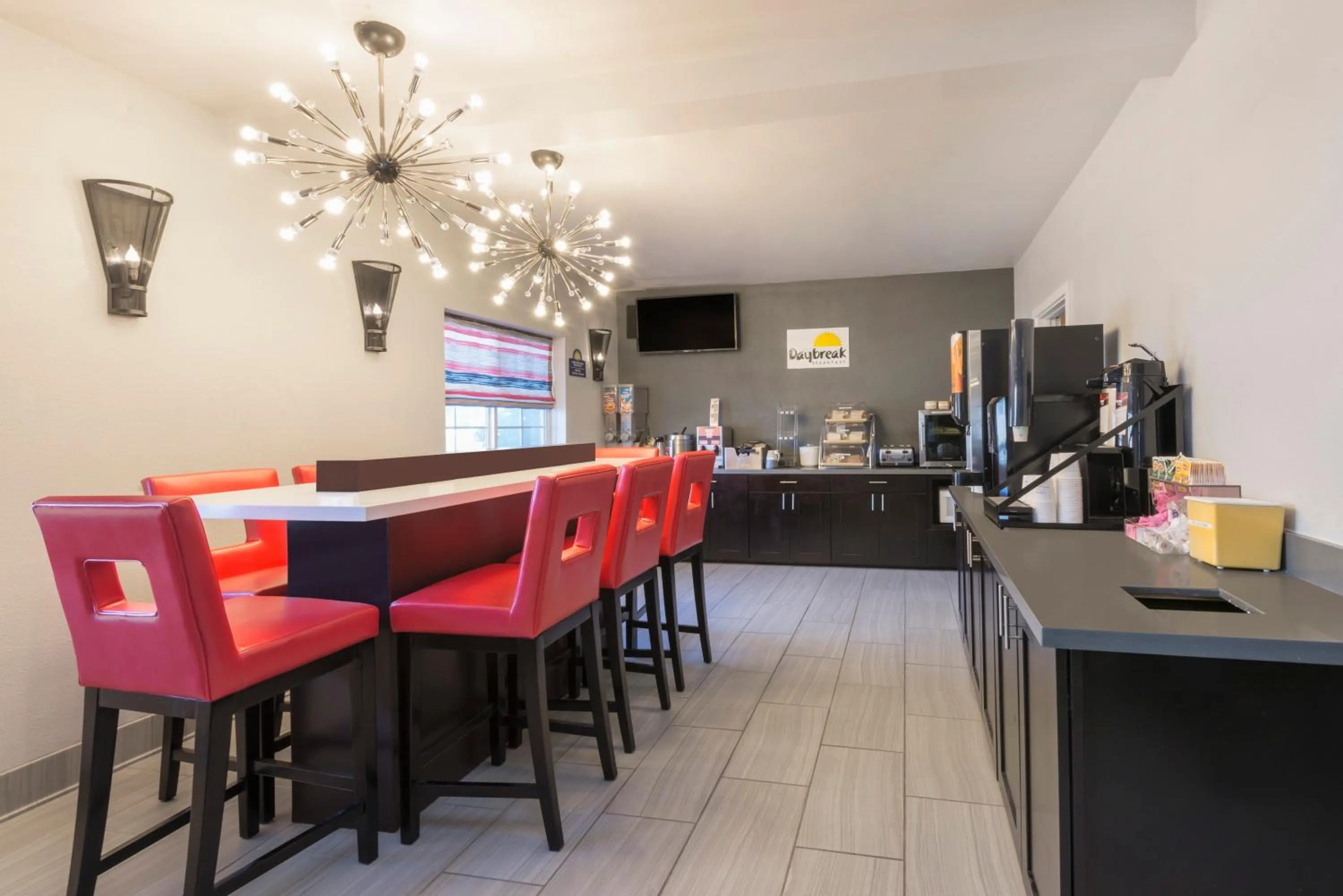 Food in Hotel 1550 - SFO Airport West