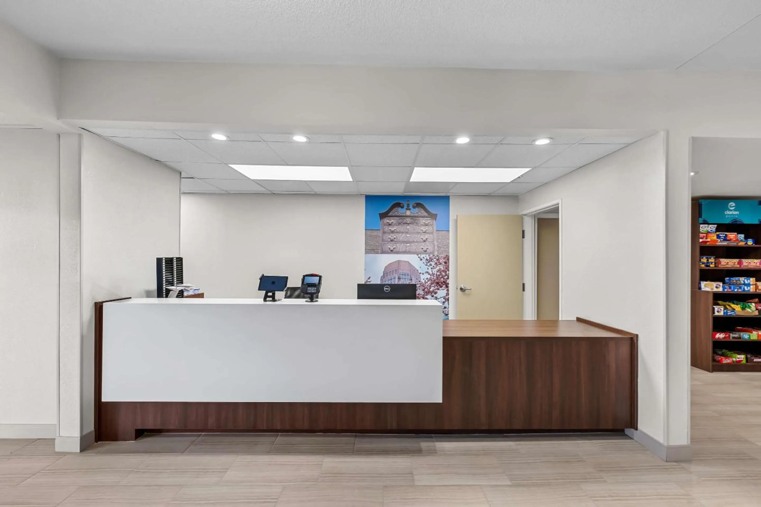 Lobby or reception in Clarion Pointe I-85 High Point - Archdale